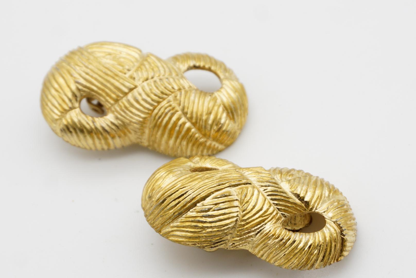 Givenchy Vintage 1980s Large Textured Peanut No 8 Openwork Chunky Clip Earrings For Sale 8
