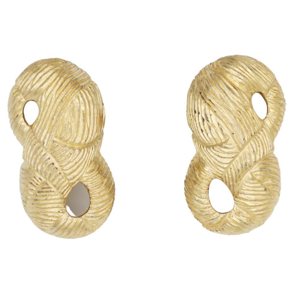 Givenchy Vintage 1980s Large Textured Peanut No 8 Openwork Chunky Clip Earrings, Gold Tone

Good condition. Some light scratches and colour loss. 100% Genuine.

Size: Height 4cm, Length 2cm, Depth 1.5cm.

Weight: 16 g/each.

_ _ _

Great for