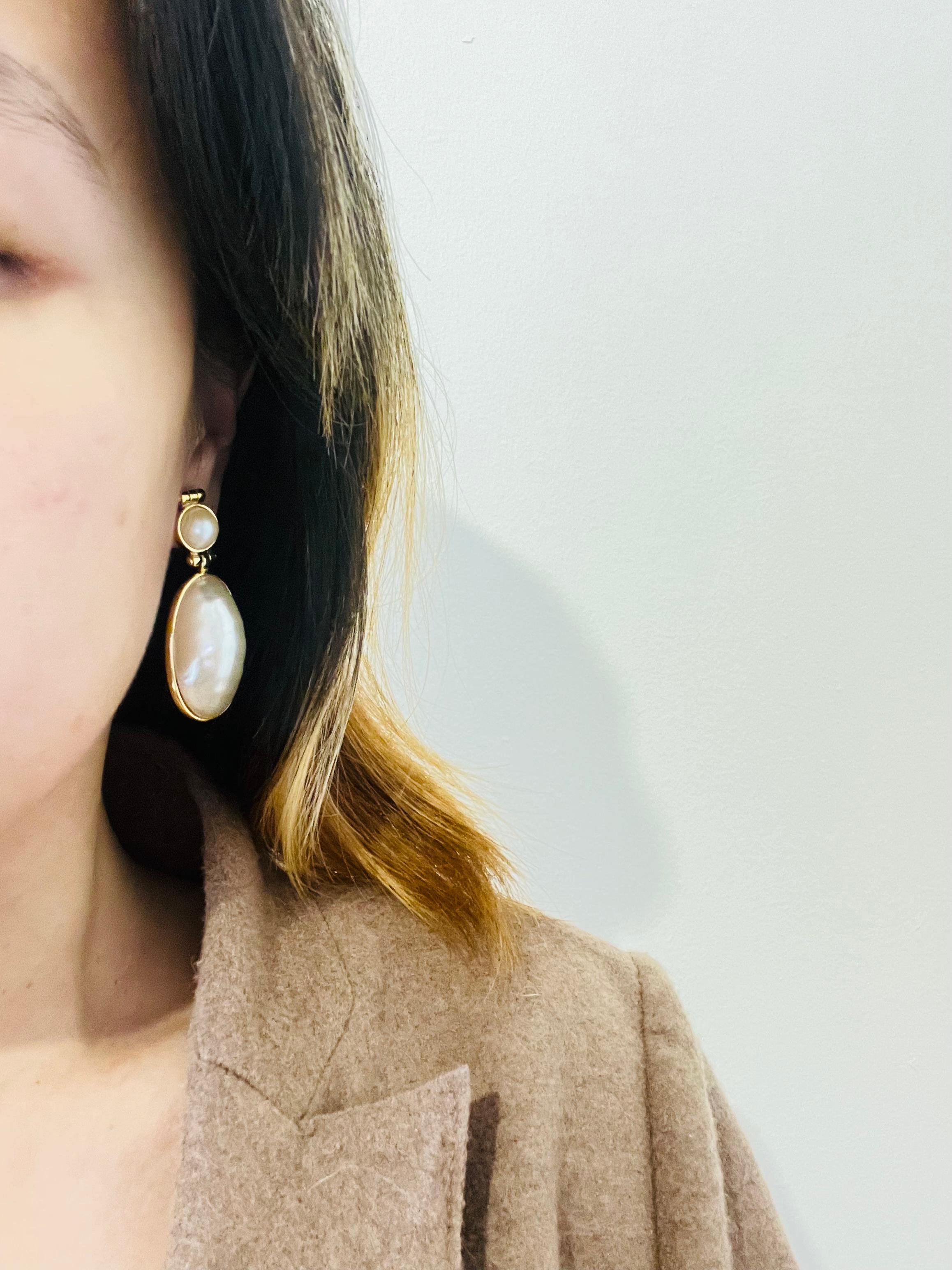 Givenchy Vintage 1980s Large White Oval Circle Pearl Elegant Drop Clip Earrings 2