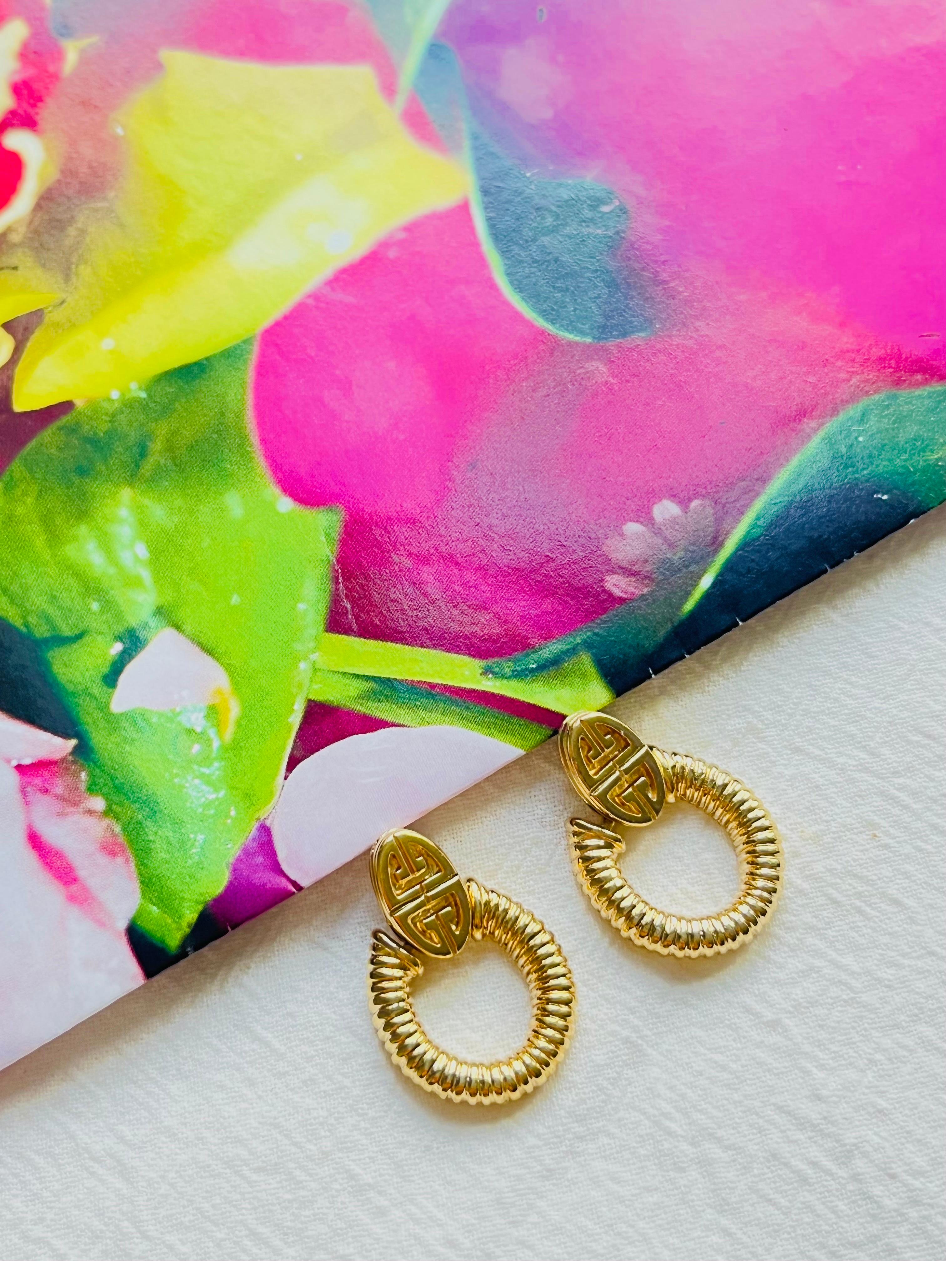 Women's or Men's Givenchy Vintage 1980s Logo Monogram Door Knocker Oval Hoop Pierced Earrings For Sale