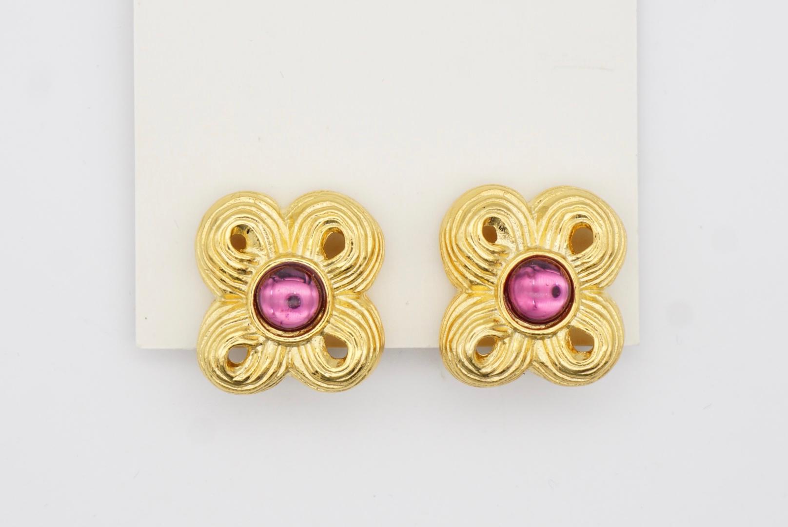 Givenchy Vintage 1980s Purple Gripoix Amethyst Floral Clover Gold Clip Earrings For Sale 2