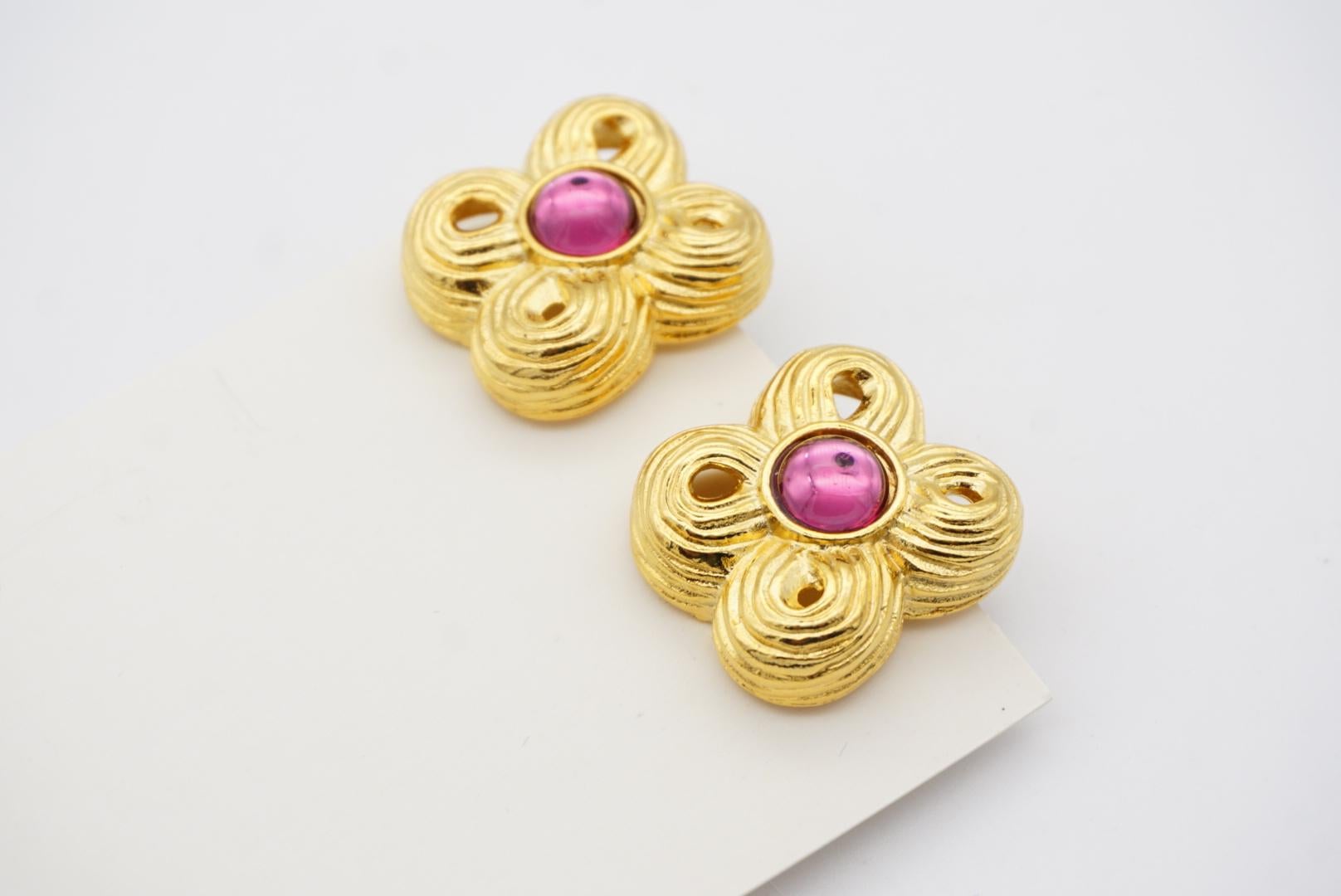 Givenchy Vintage 1980s Purple Gripoix Amethyst Floral Clover Gold Clip Earrings For Sale 4
