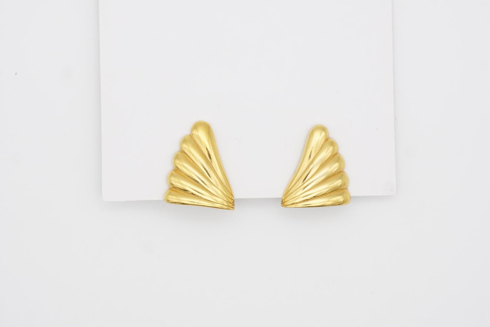 Women's or Men's Givenchy Vintage 1980s Triangle Shell Fan Wing Fly Angel Gold Clip On Earrings