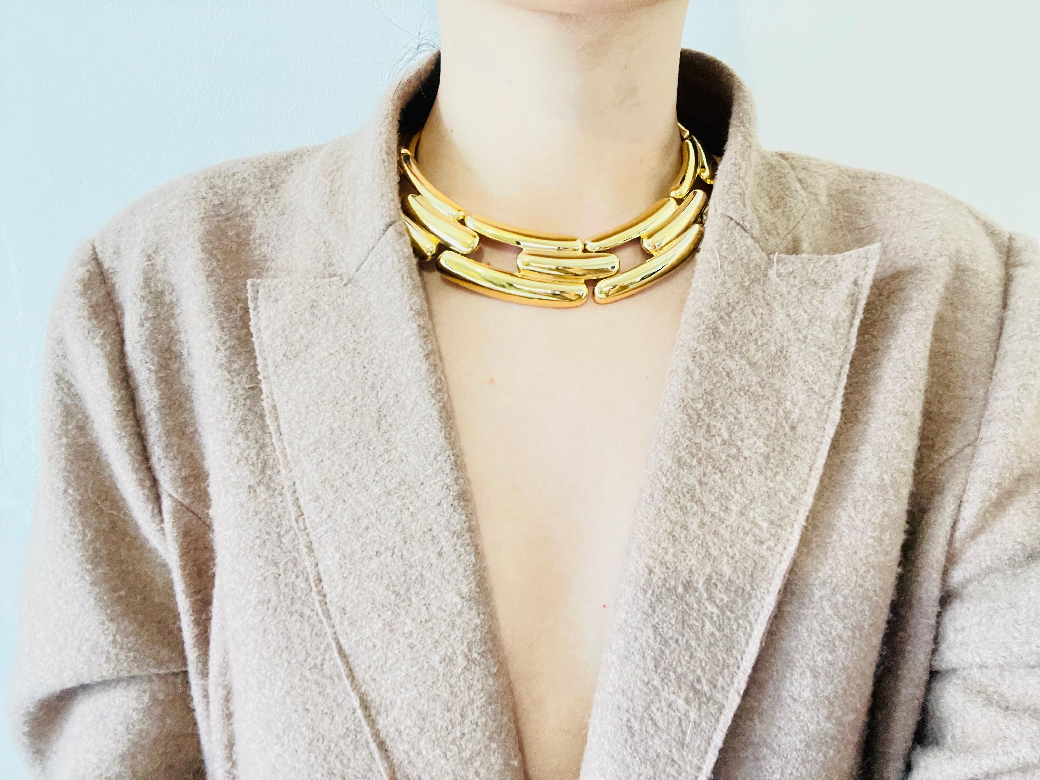 Givenchy Vintage 1980s Watch Link Interlock Collar Choker Chunky Gold Necklace 1