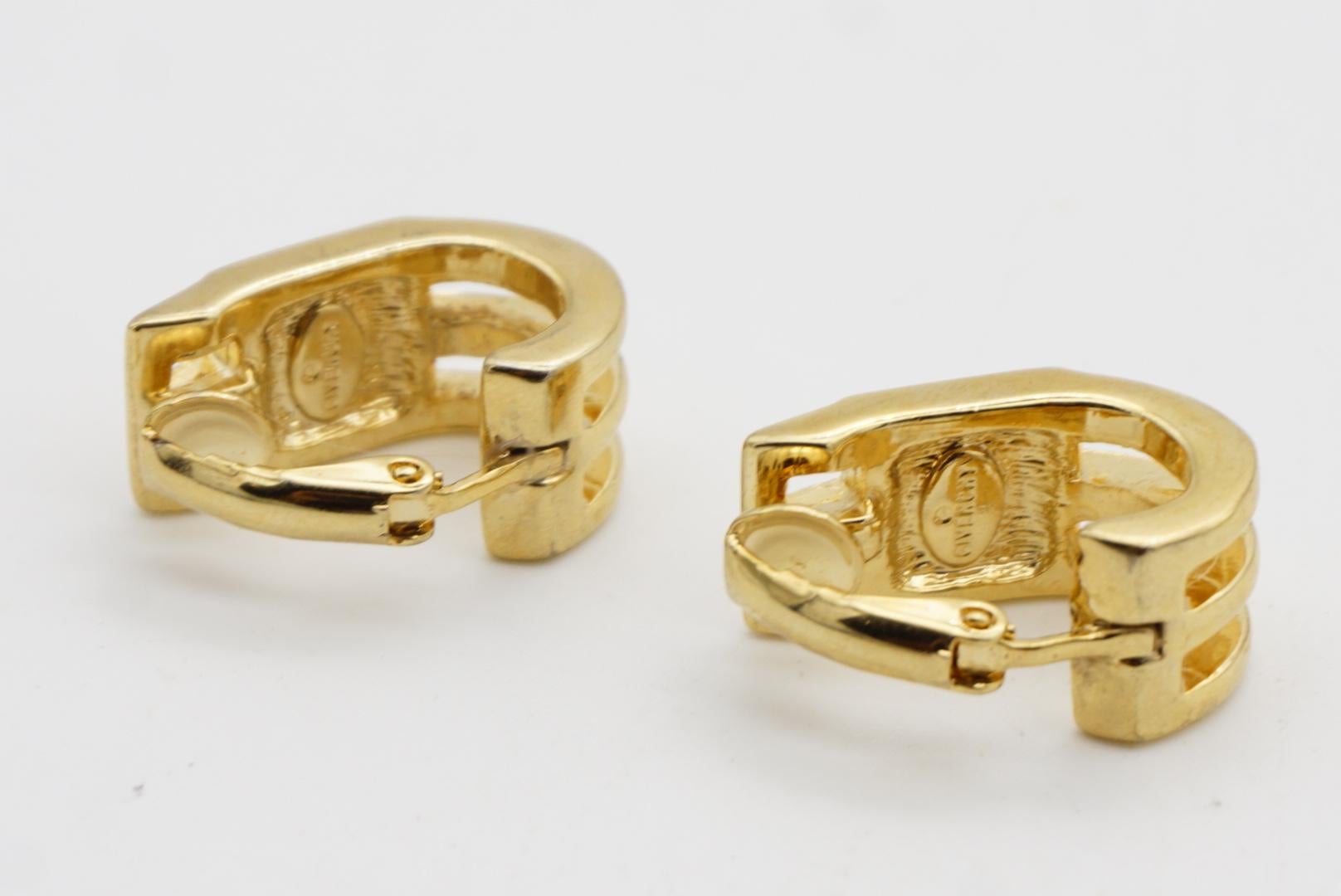 Givenchy Vintage 4G Logo Monogram Rectangle Openwork Hoop Dome Clip Earrings For Sale 5
