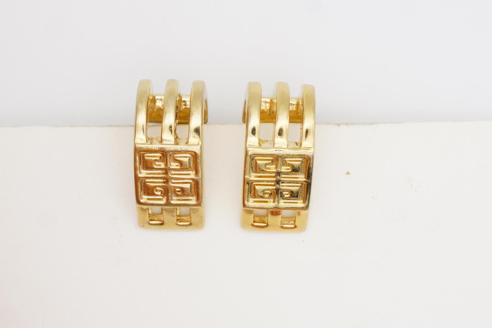 Givenchy Vintage 4G Logo Monogram Rectangle Openwork Hoop Dome Clip Earrings For Sale 7