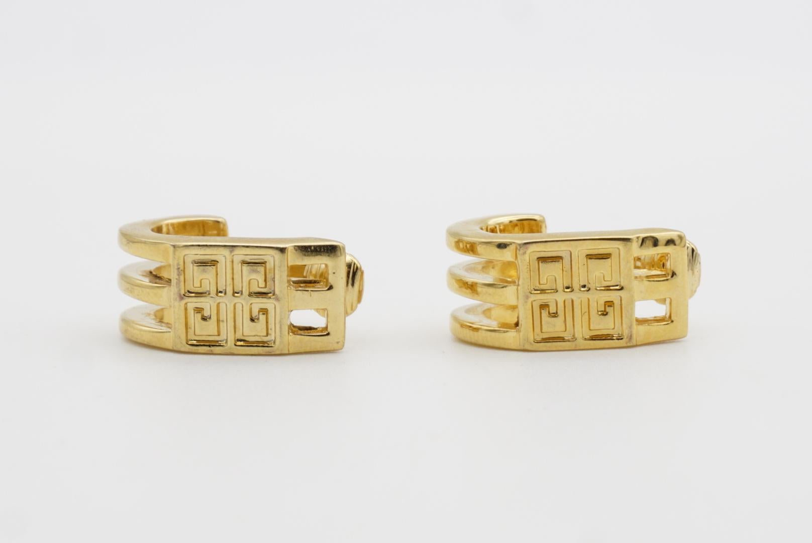 Givenchy Vintage 4G Logo Monogram Rectangle Openwork Hoop Dome Clip Earrings For Sale 2