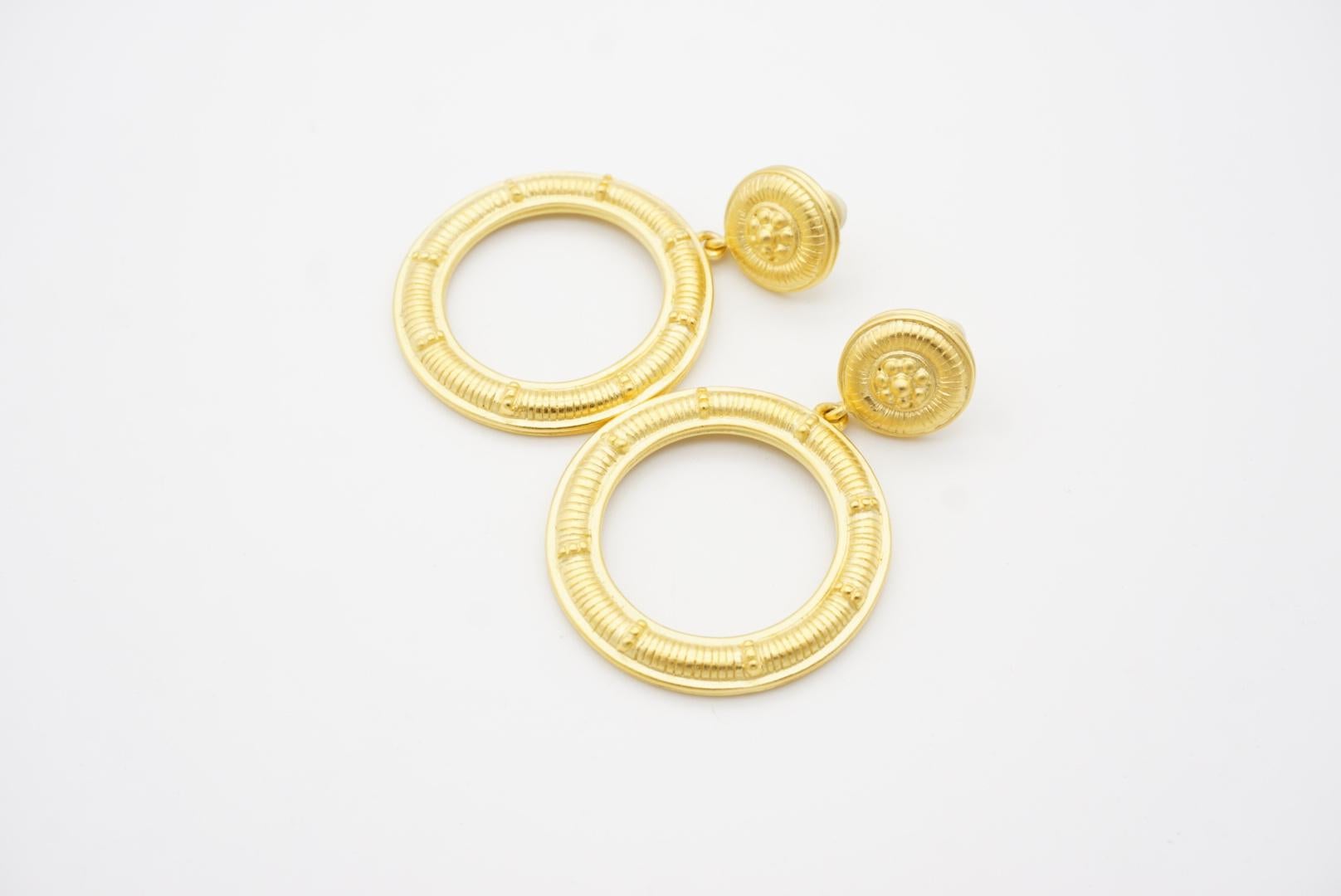 Givenchy Vintage Baroque Large Round Circle Hoop Chunky Gold Drop Clip Earrings For Sale 4
