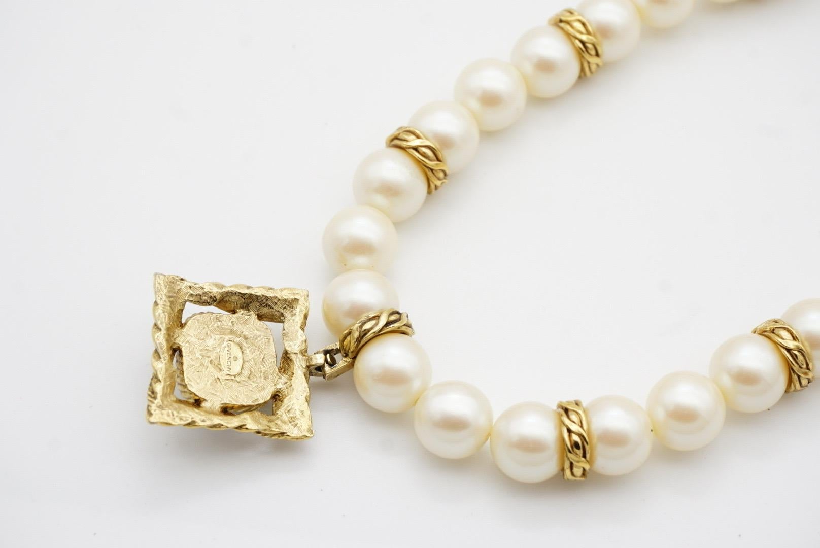 Givenchy Vintage Baroque Sapphire Square Pendant Large White Pearls Necklace For Sale 8
