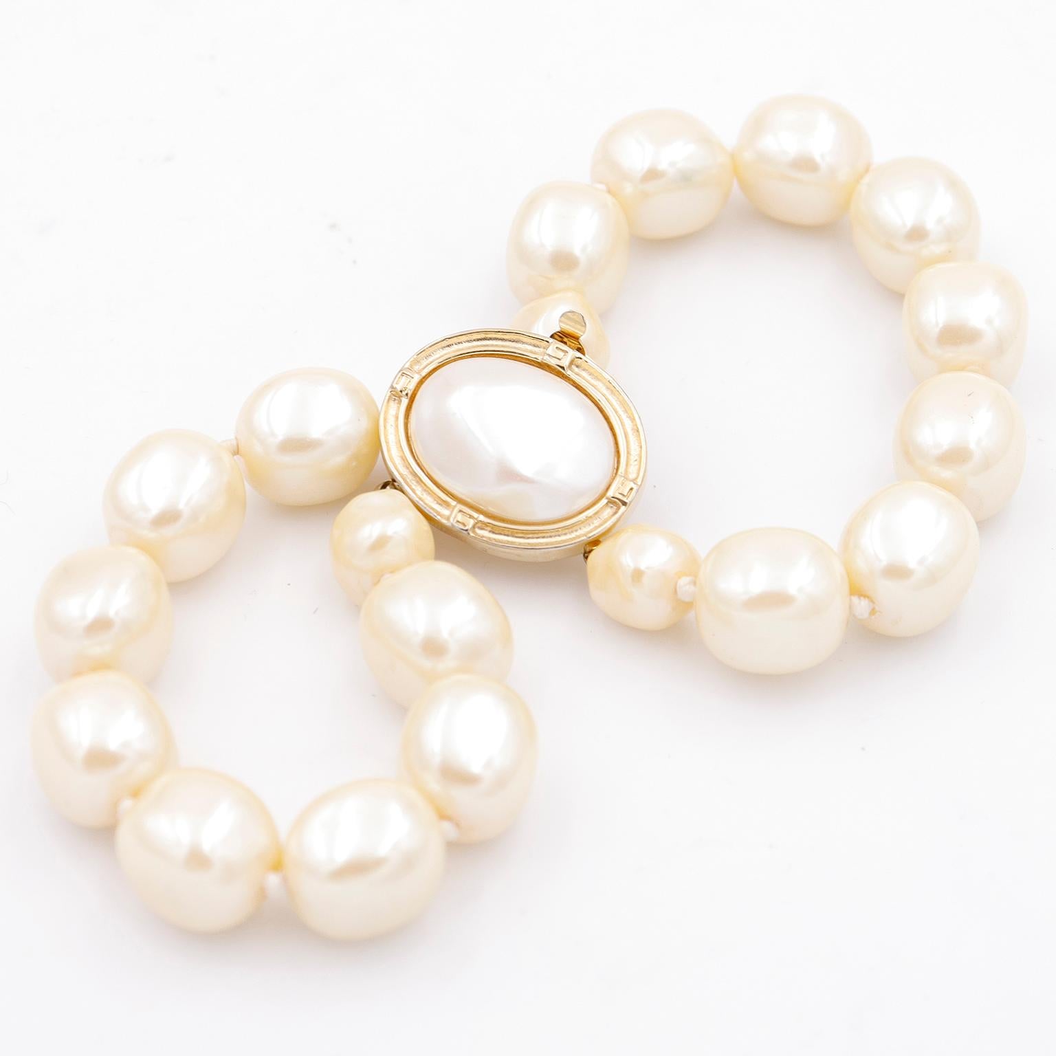 Givenchy Vintage Double Strand Faux Baroque Pearl Bracelet w Gold Plate Clasp In Excellent Condition For Sale In Portland, OR