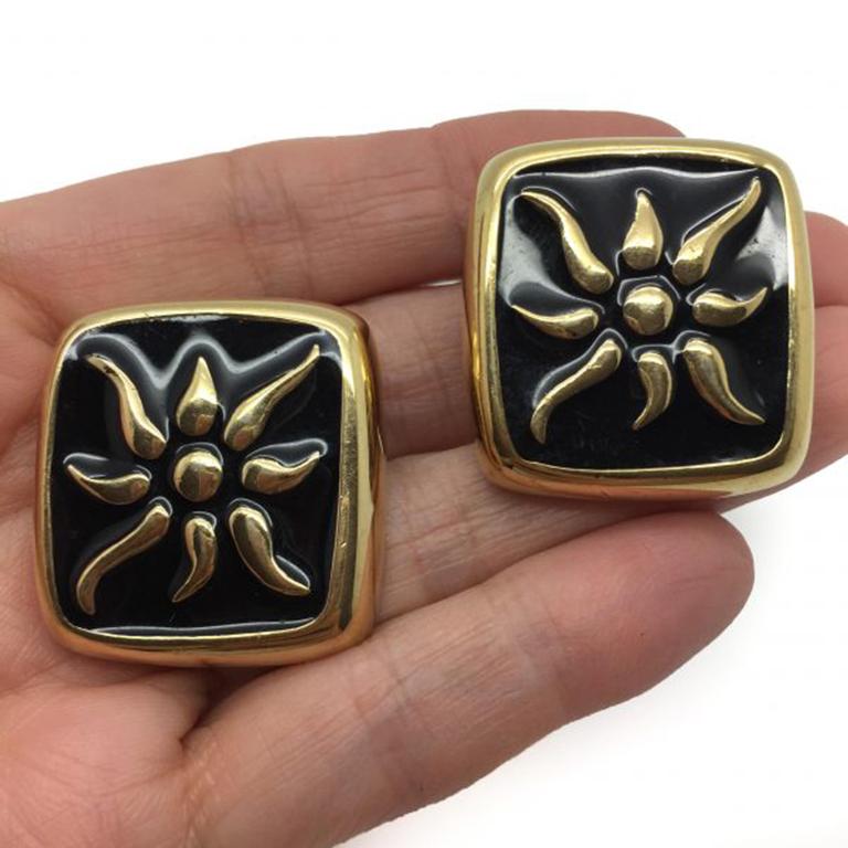 Givenchy Vintage Earrings Starburst Enamel Gilt In Excellent Condition For Sale In Wilmslow, GB
