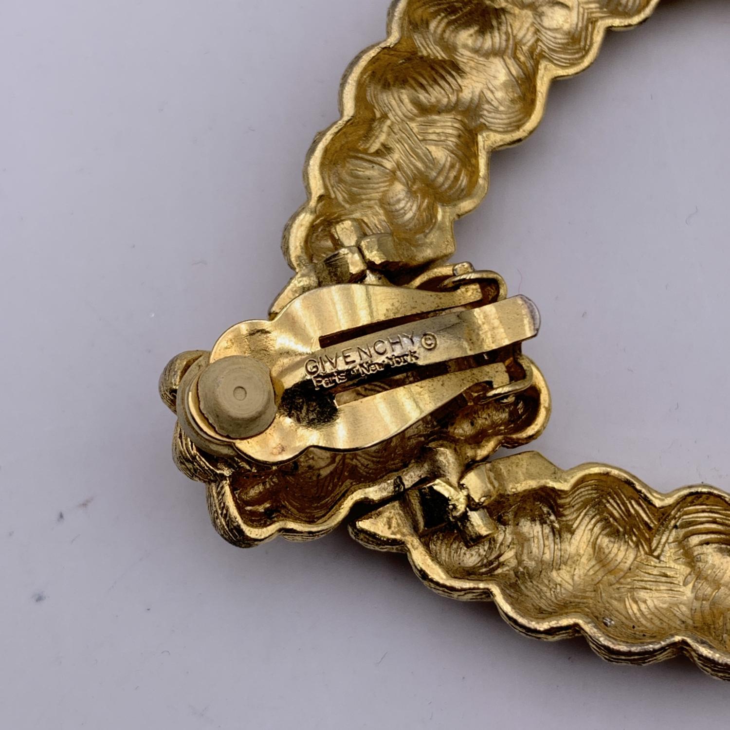 Givenchy Vintage Gold Metal Hoop Clip On Earrings In Excellent Condition In Rome, Rome