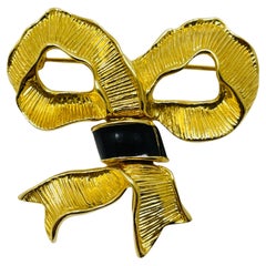 GIVENCHY vintage gold tone enamel bow designer brooch