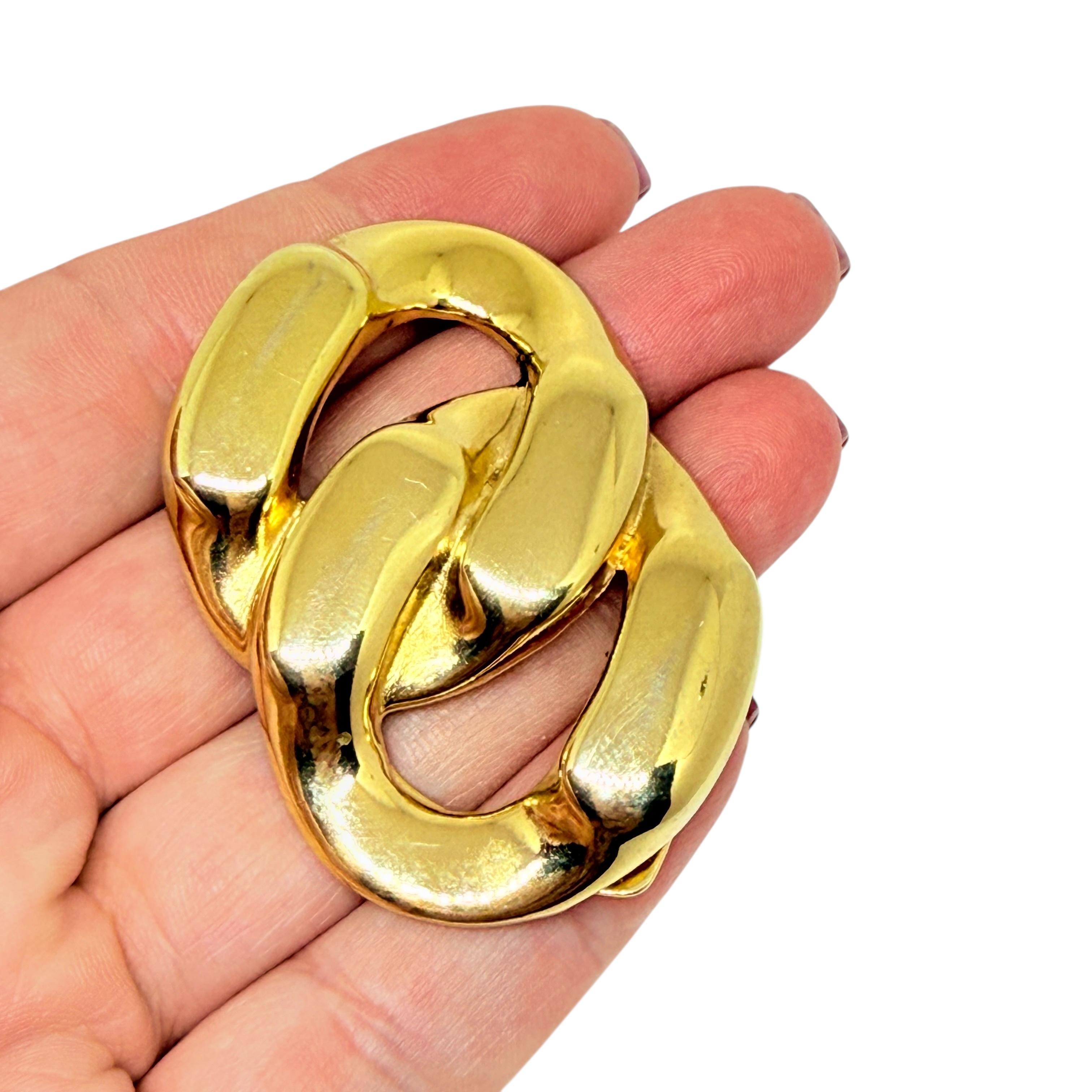 DETAILS

- • ohne Vorzeichen GIVENCHY

- • Goldton 

- • vintage designer schal clip
 
MASSNAHMEN  

- • CONDIT

- •  sehr guter Vintage-Zustand mit minimalen Gebrauchsspuren 

 Sku 55

❤️❤️   VINTAGE-DESIGNER-SCHMUCK   ❤️❤️

❤️❤️  ALEXANDER'S