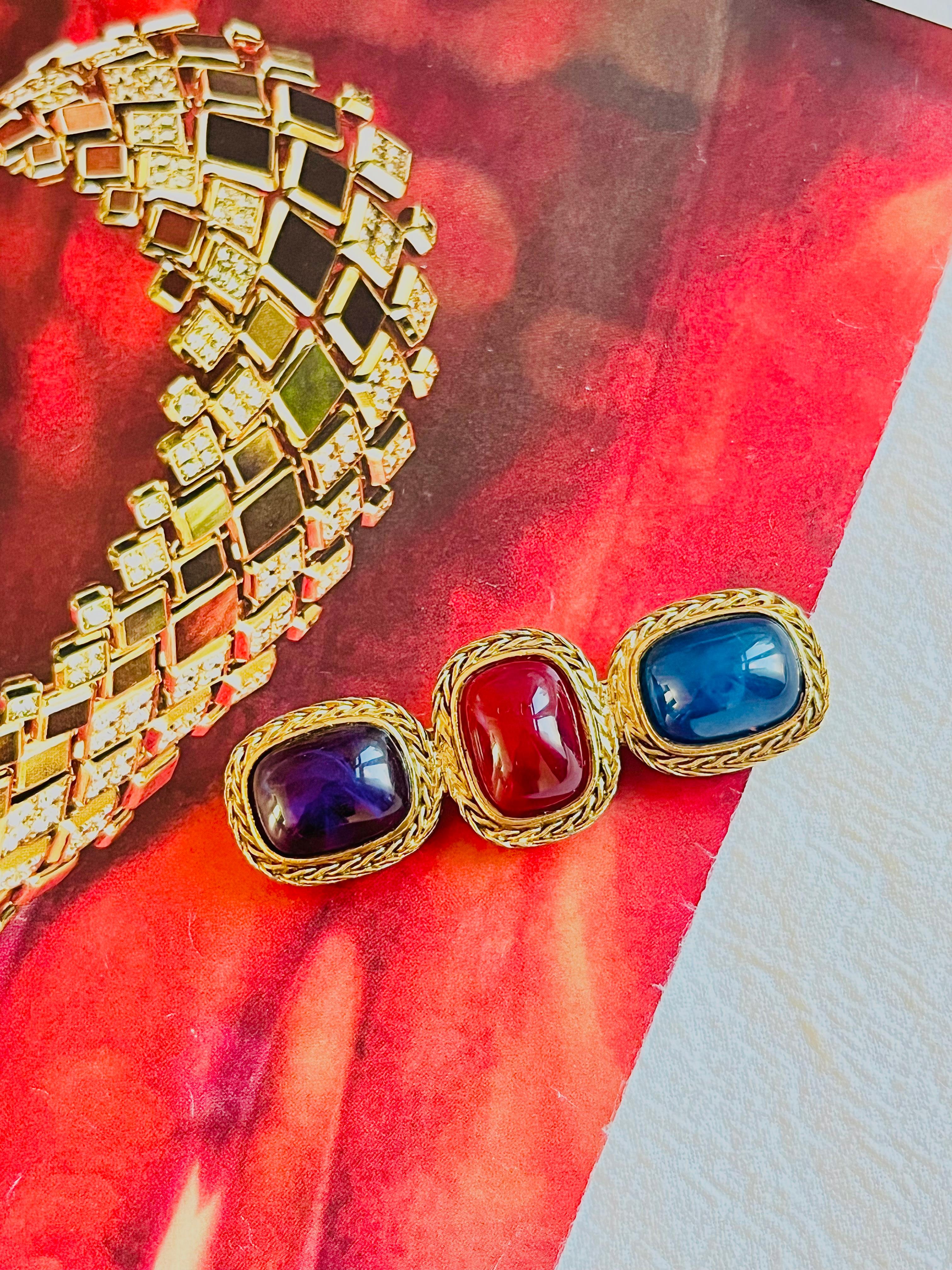 Art Nouveau Givenchy Vintage Gripoix Amethyst Ruby Sapphire Trio Crystals Long Bar Brooch For Sale
