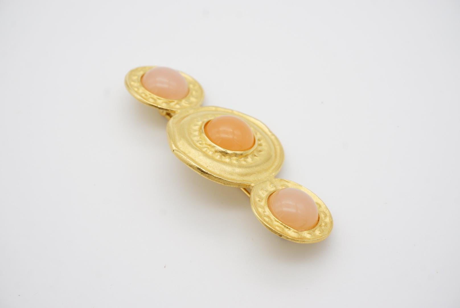 Givenchy Vintage Gripoix Long Round Pink Orange Trio Crystals Long Bar Brooch For Sale 4
