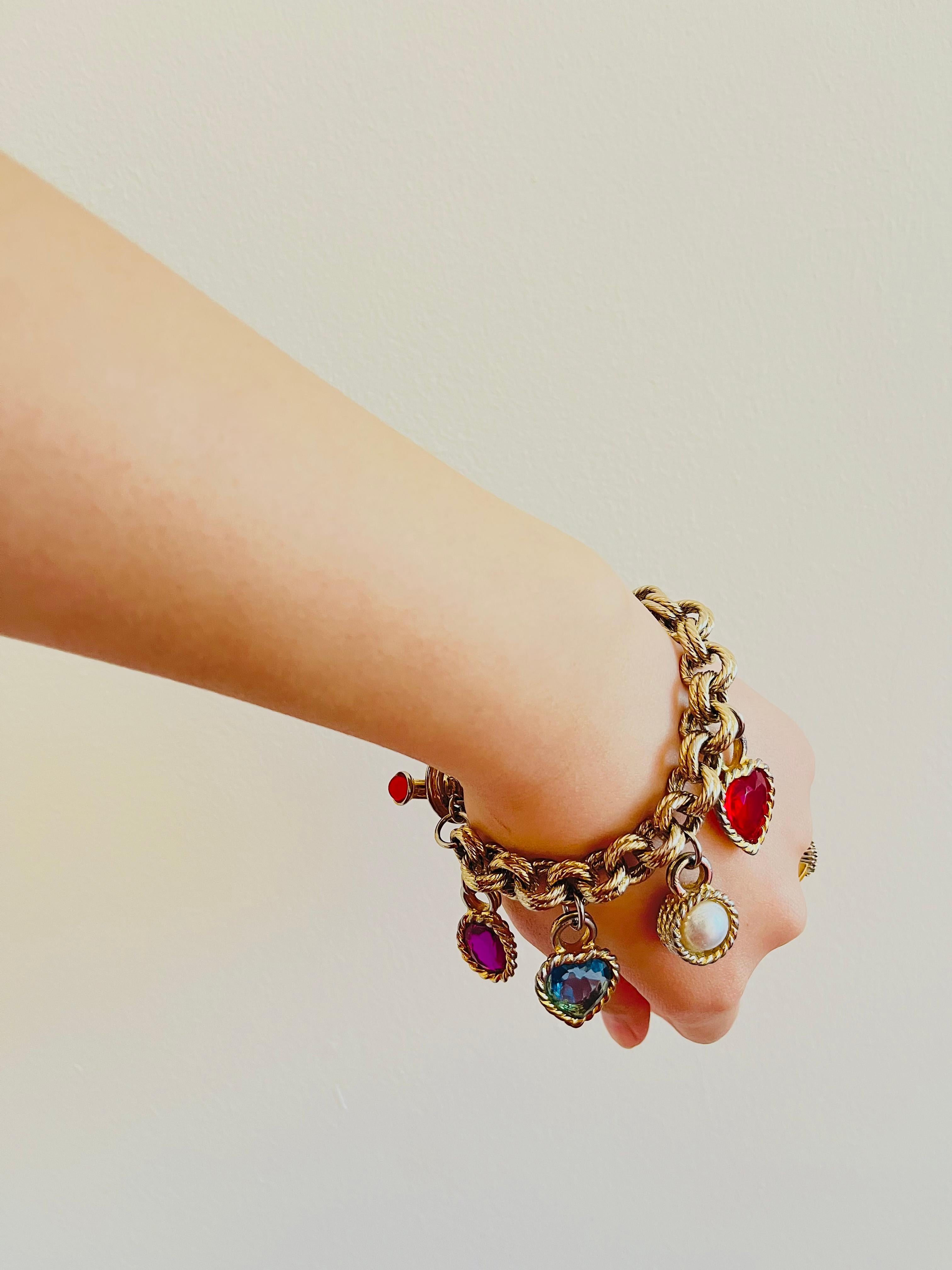 Givenchy Vintage Gripoix Ruby Amethyst Sapphire Pearl Heart Charms Bracelet en vente 2