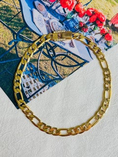 Givenchy Vintage Iconic Gold 4G Interlocked Crystals Chain Figaro Link Necklace