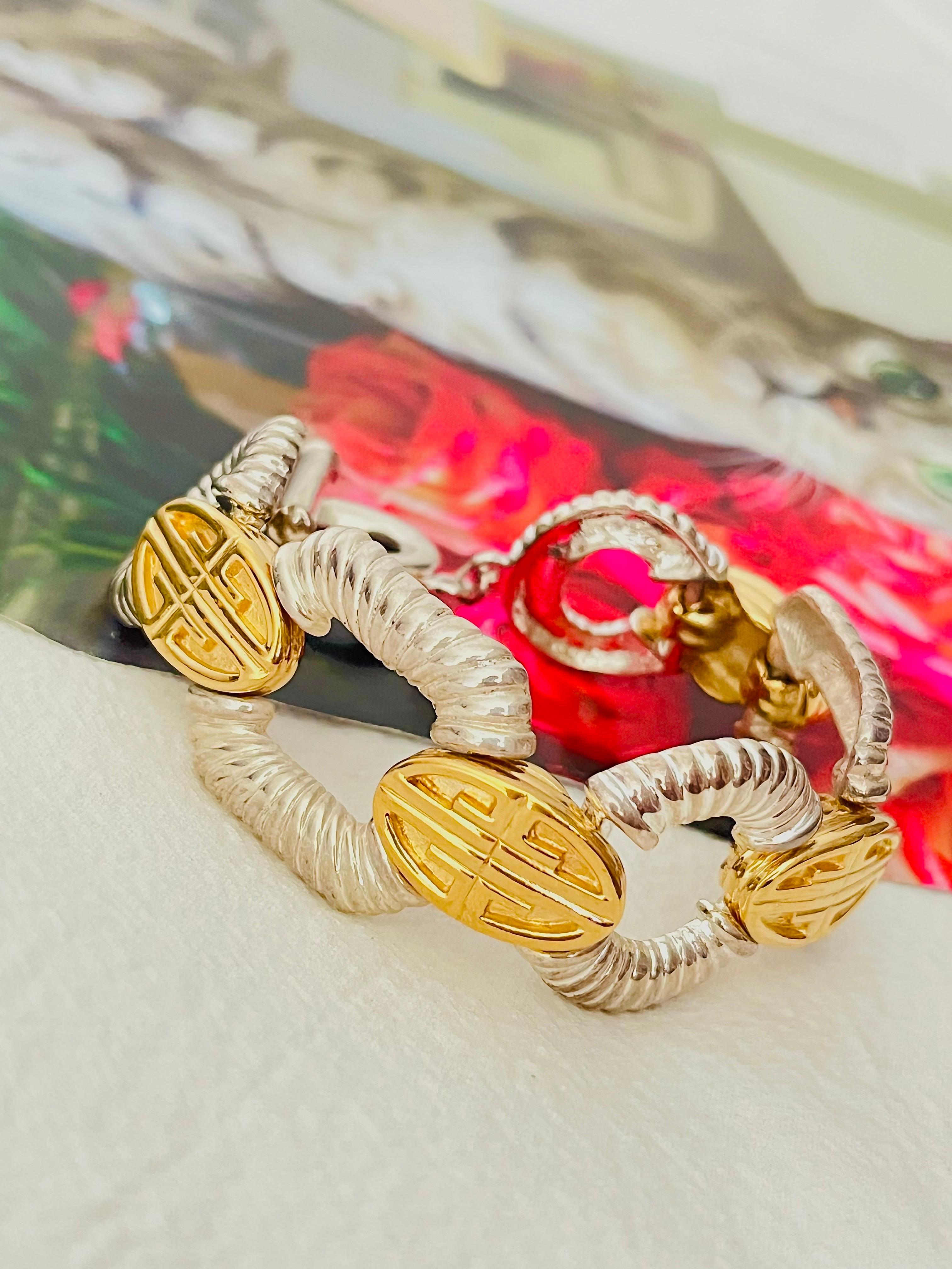 Givenchy Vintage Iconic Logo Monogram Silver Gold Interlocked Link Bracelet In Good Condition In Wokingham, England