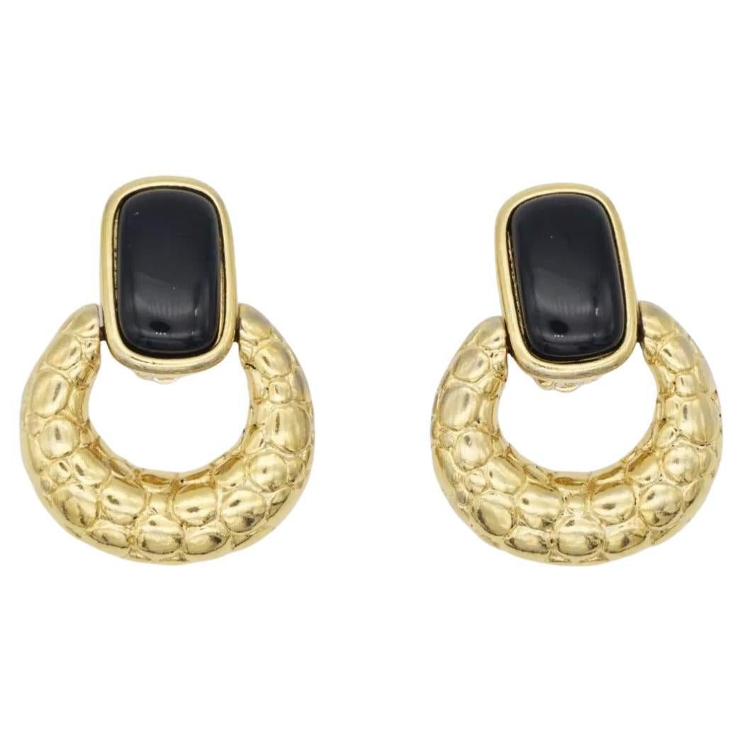 Givenchy Vintage Large Black Onyx Cabochon Knocker Chunky Hoop Clip Earrings en venta