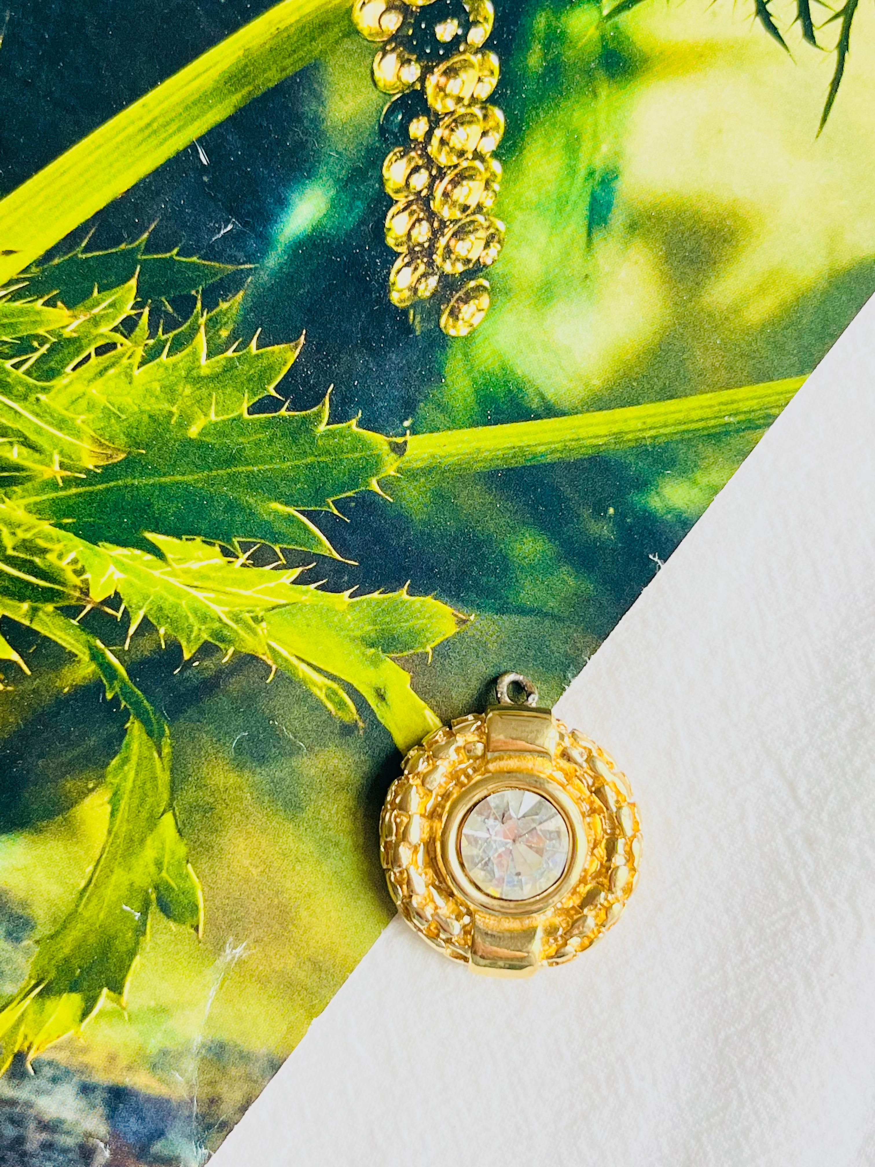 Givenchy Vintage Large Textured Round Polygon Sparking Crystal Gold Pendant In Good Condition For Sale In Wokingham, England