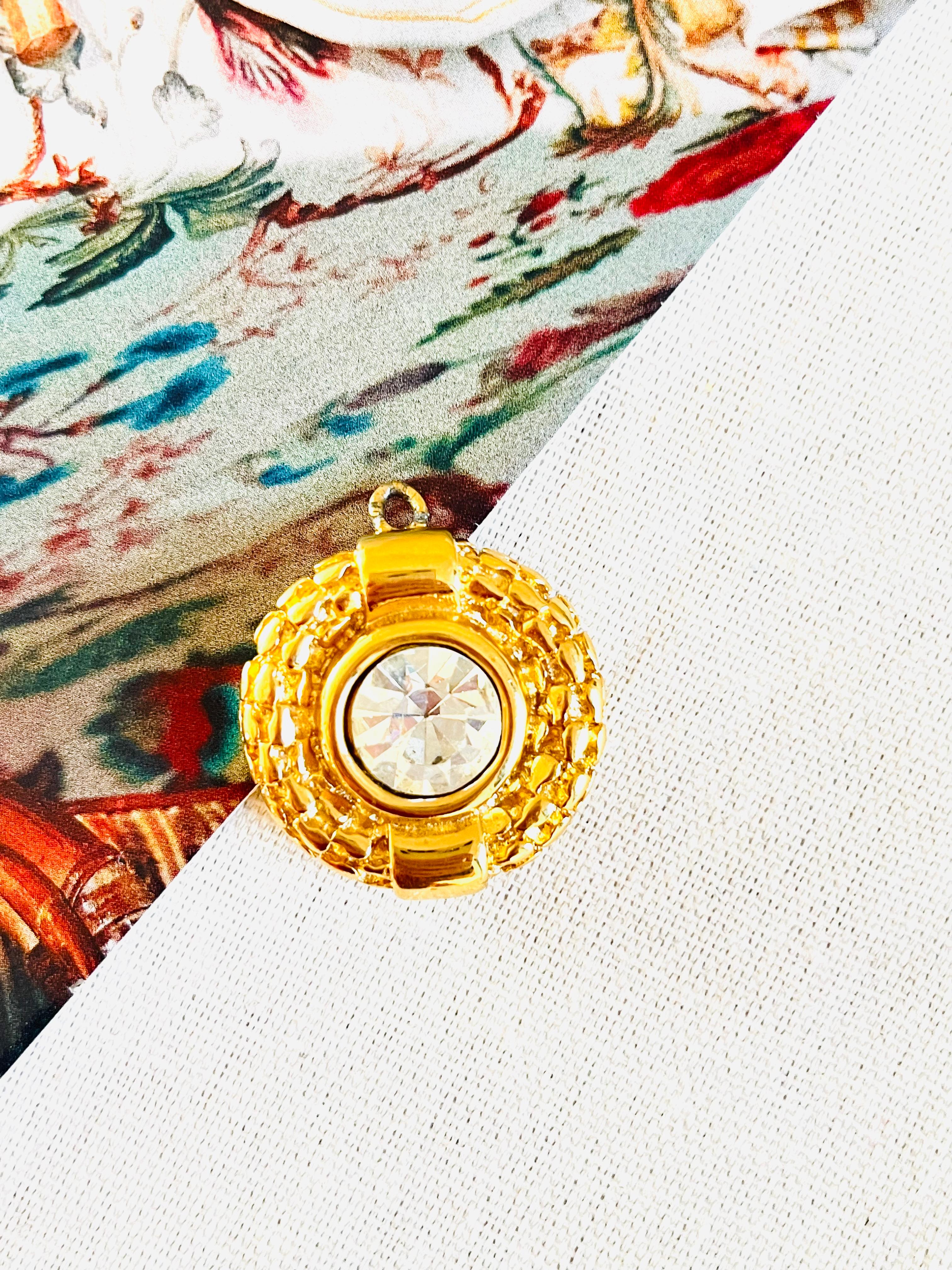 Givenchy Vintage Large Textured Round Polygon Sparking Crystal Gold Pendant In Good Condition For Sale In Wokingham, England
