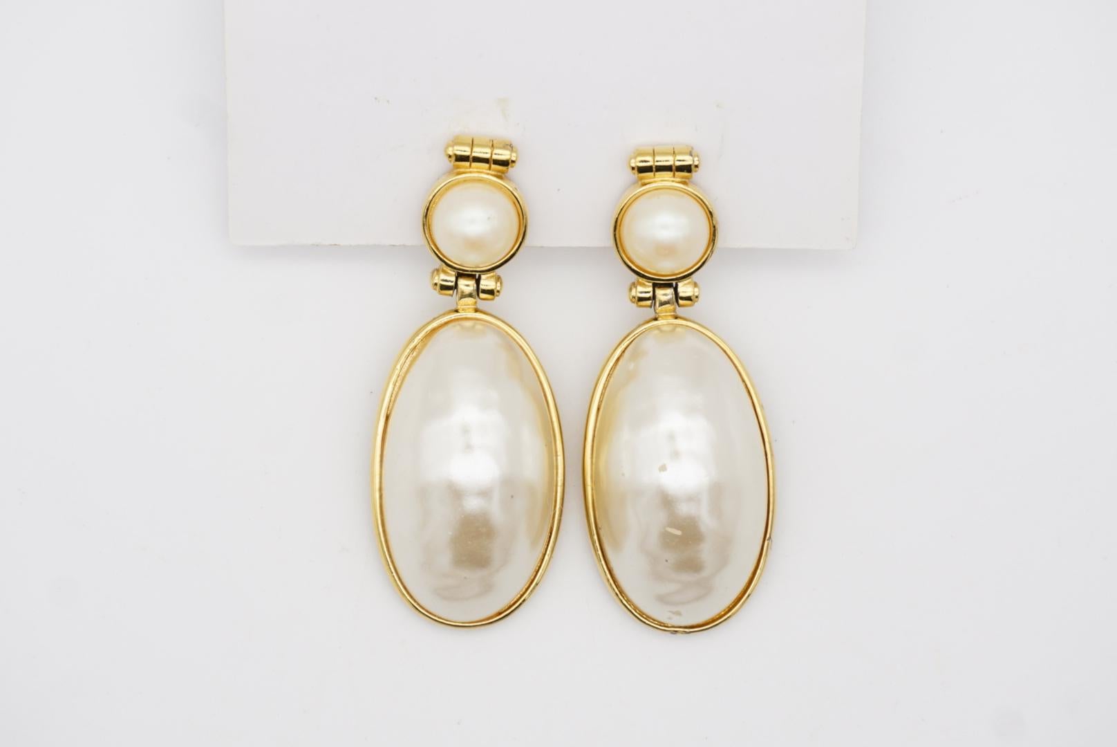 Givenchy Vintage Large White Oval Circle Pearl Elegant Drop Gold Clip Earrings  For Sale 2