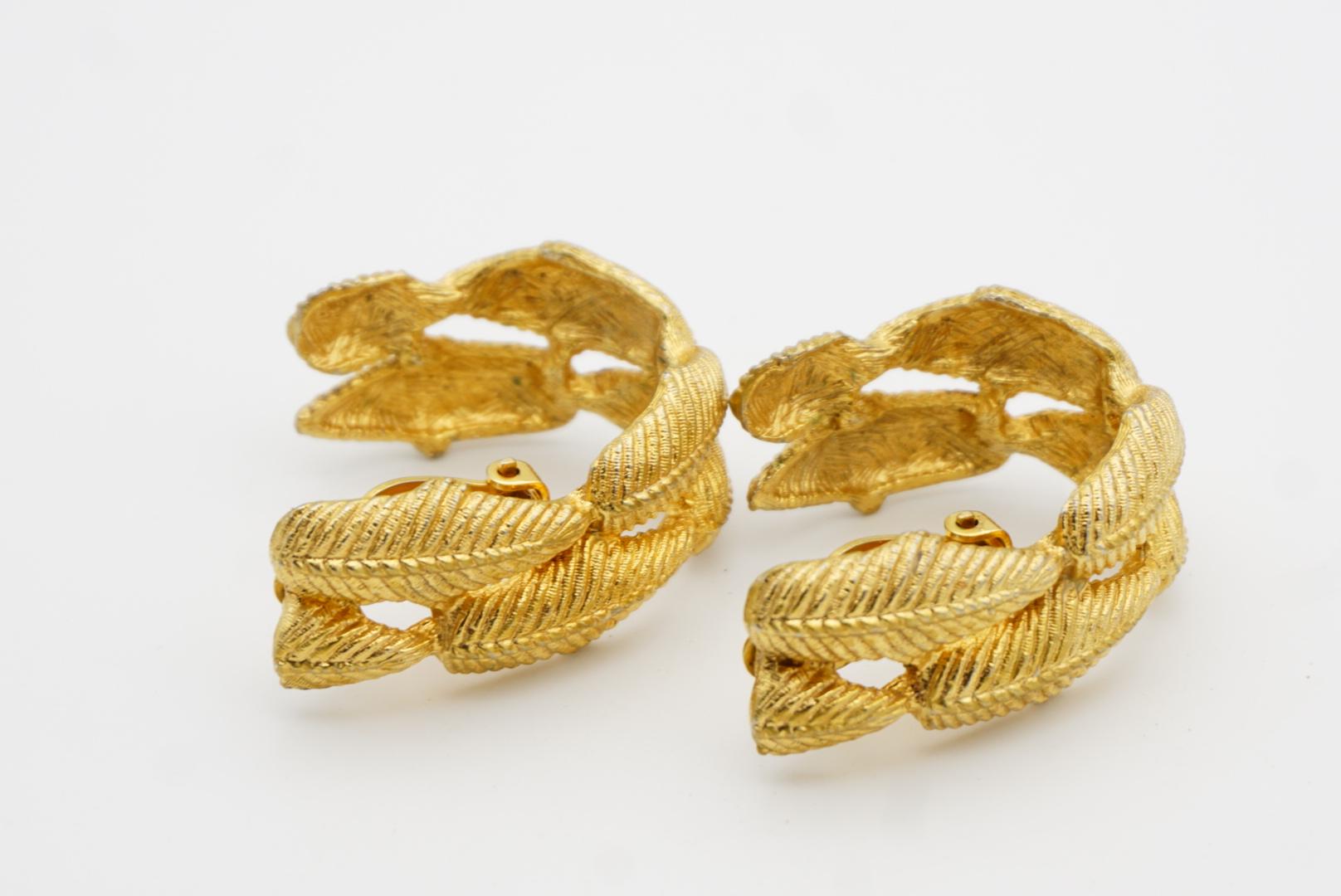 Givenchy Vintage Massive Double Leaf Circle Hoop Dome Chunky Clip Gold Earrings For Sale 7