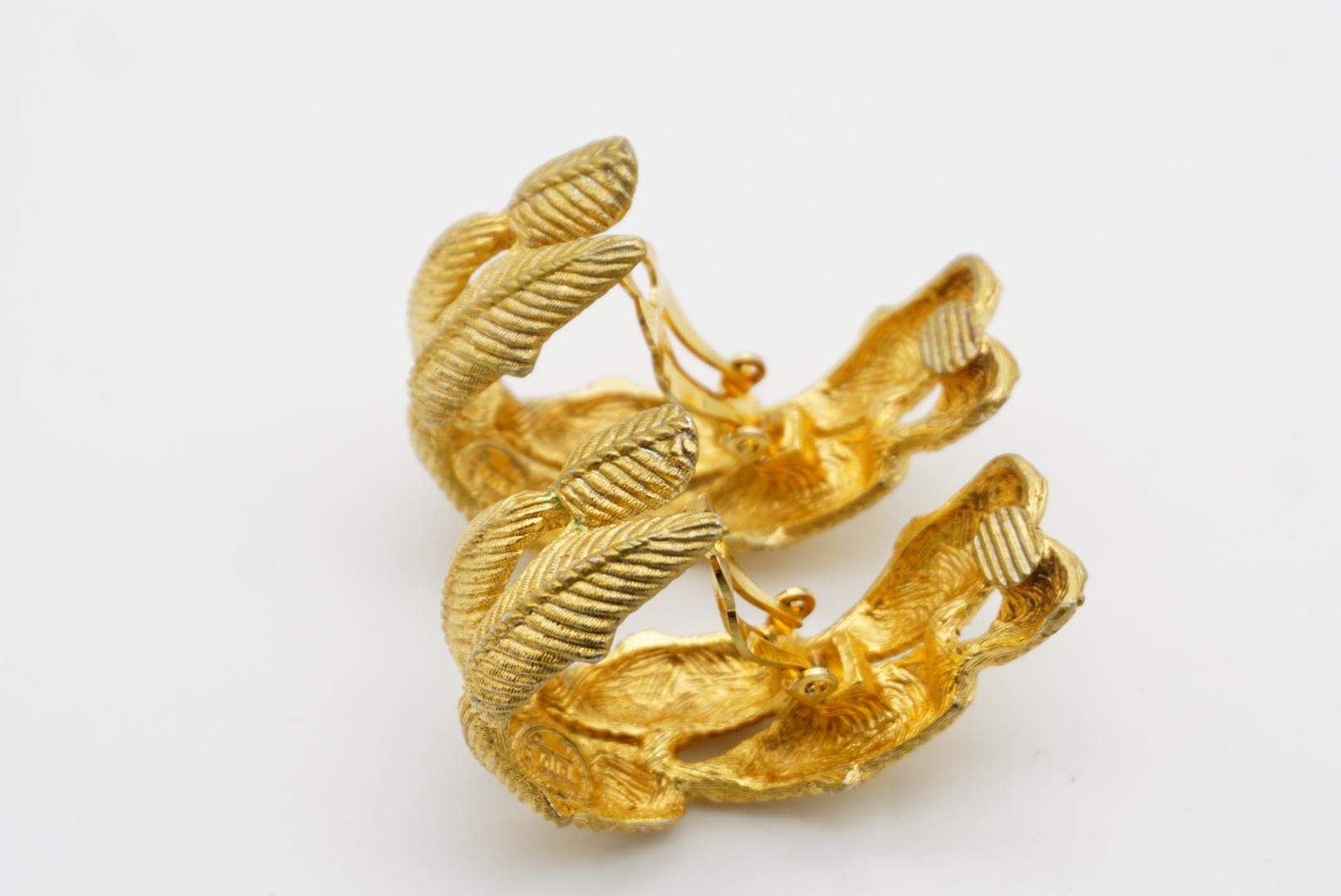 Givenchy Vintage Massive Double Leaf Circle Hoop Dome Chunky Clip Gold Earrings For Sale 10