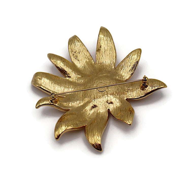 GIVENCHY Vintage Massive Flower Brooch For Sale at 1stDibs