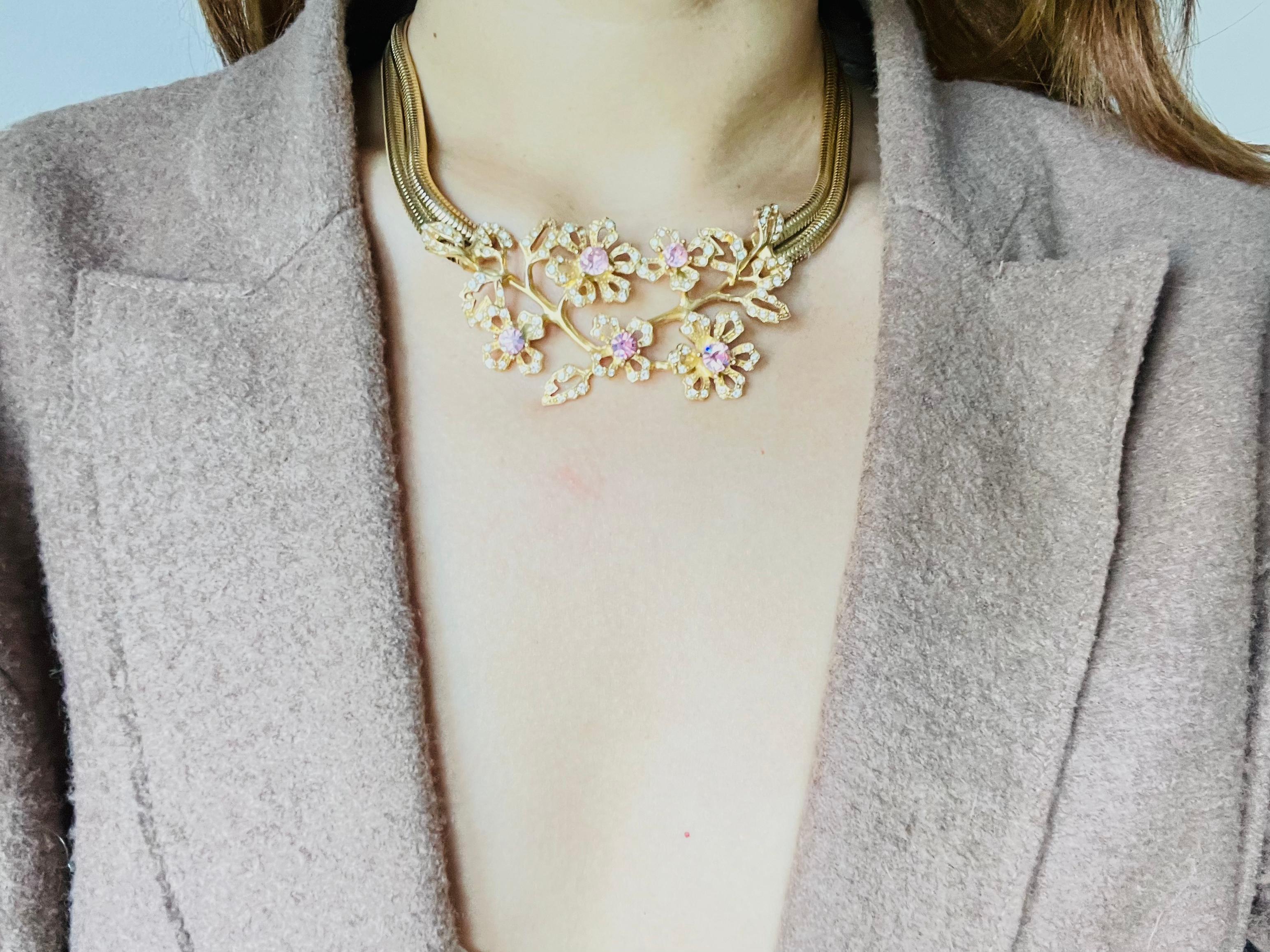 Givenchy Vintage Pink Rose Cluster Crystals Flower Double Layers Snake Necklace en vente 2