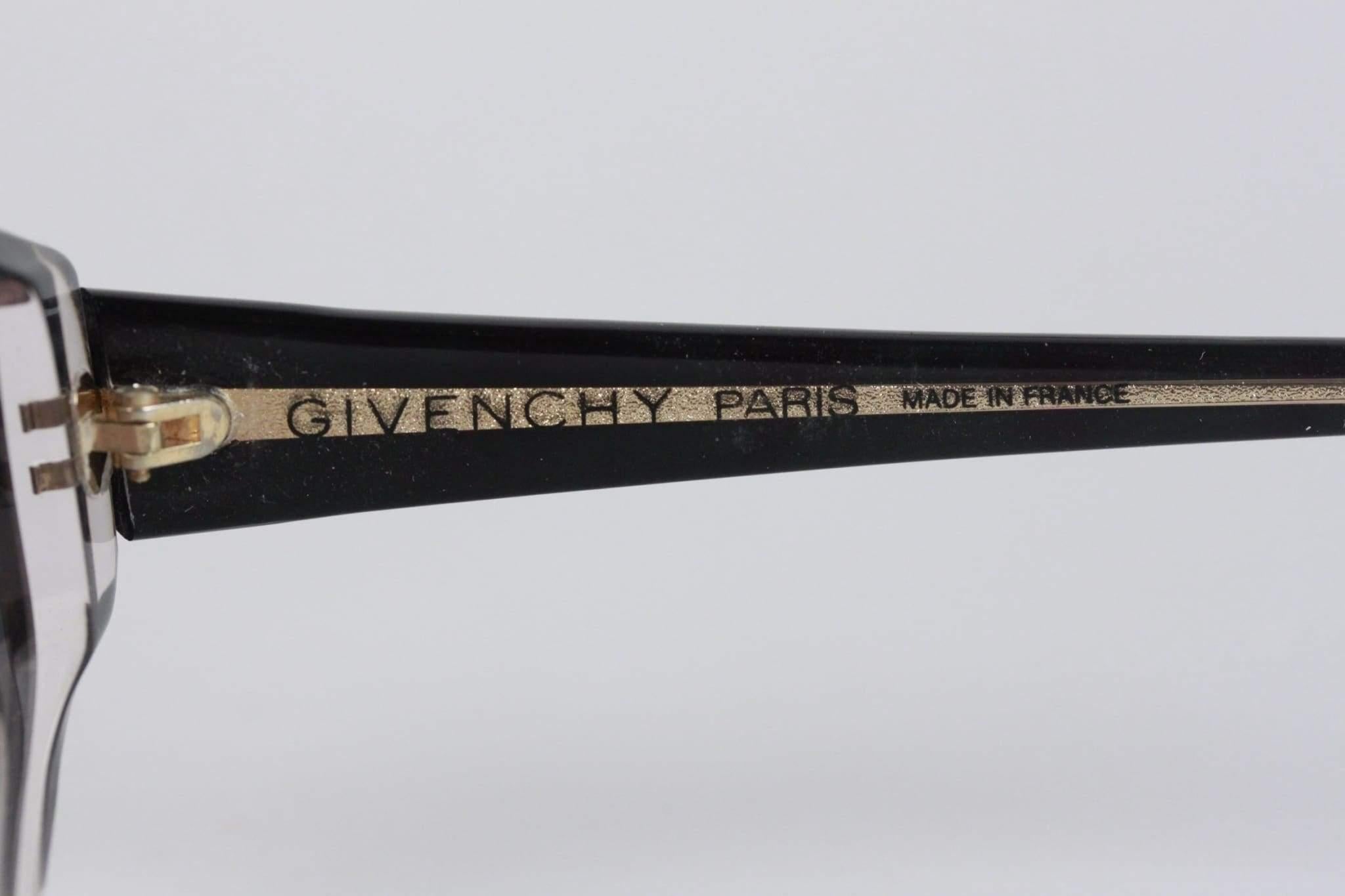 Givenchy Vintage Sunglasses Mod. G8915 In Excellent Condition In Rome, Rome