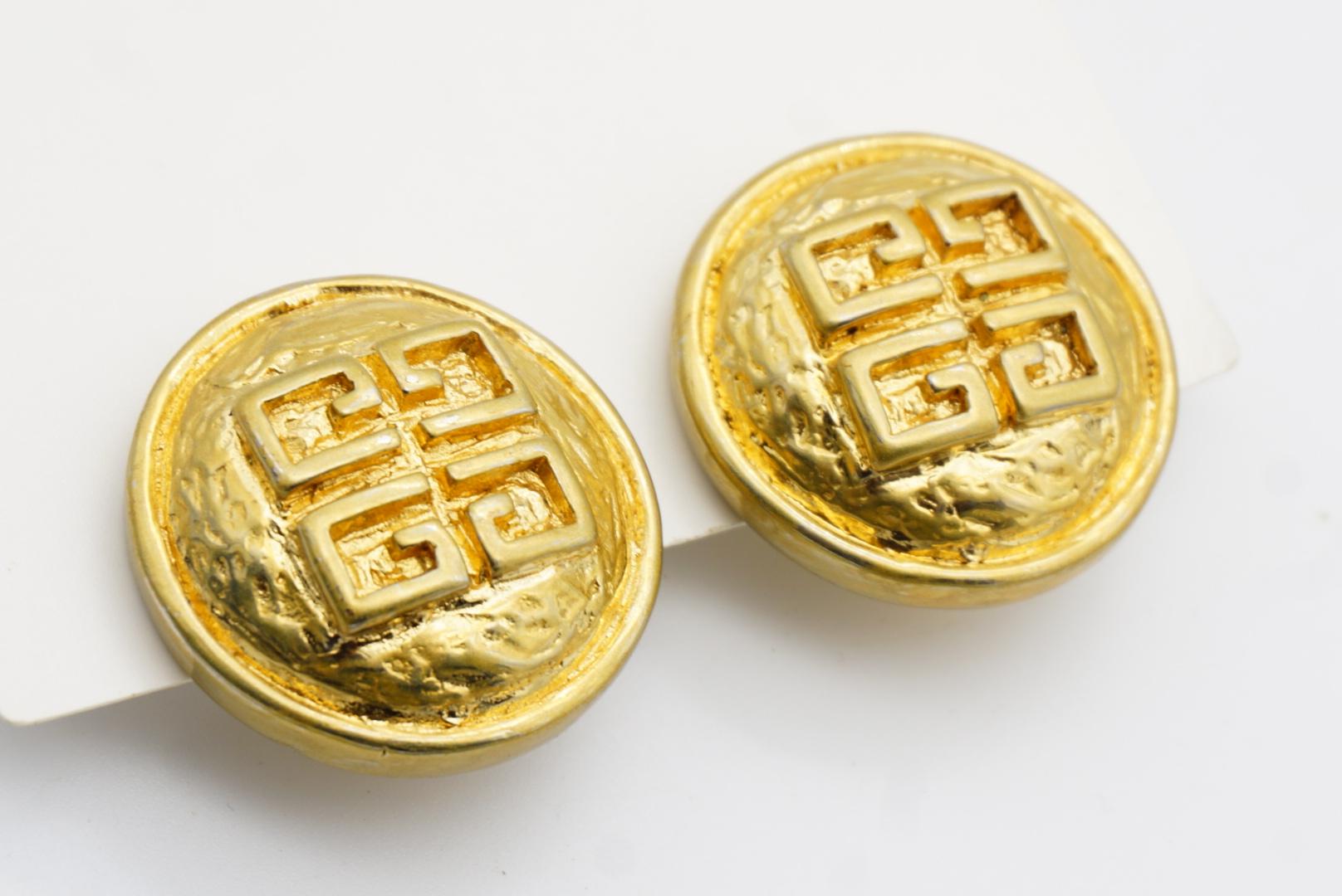 Givenchy Vintage Textured Large 4G Logo Monogram Relief Round Chunky Earrings For Sale 5