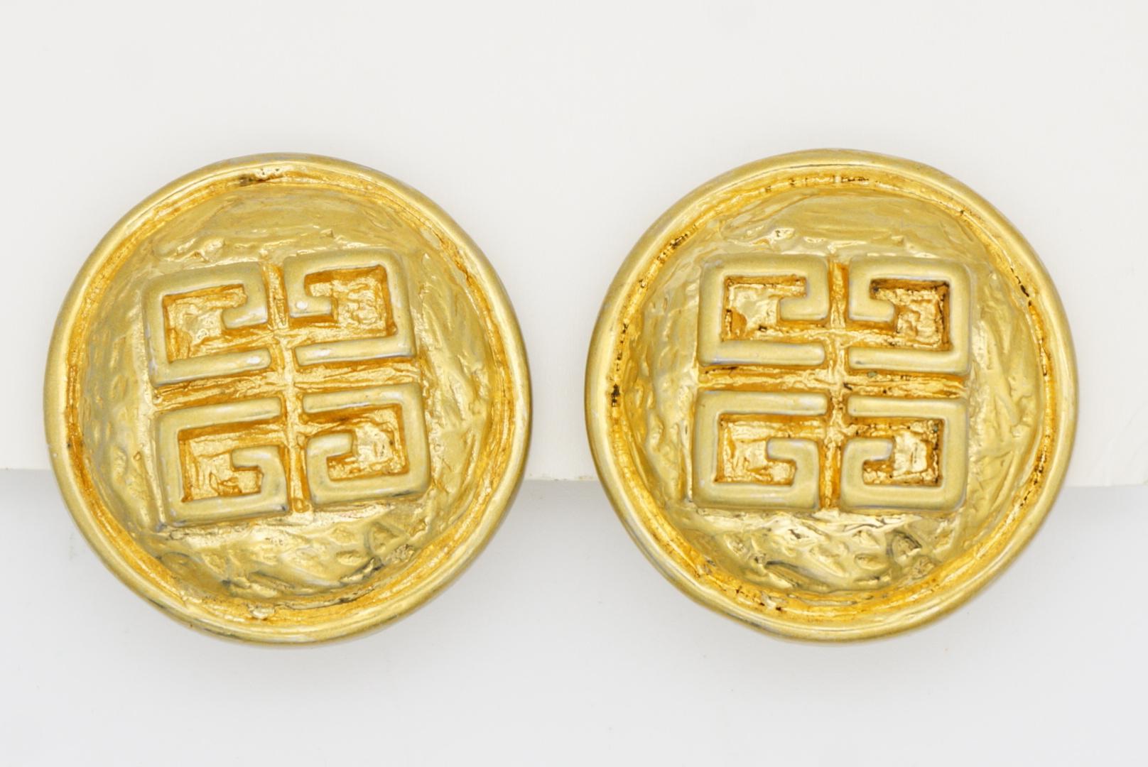 Givenchy Vintage Textured Large 4G Logo Monogram Relief Round Chunky Earrings For Sale 2