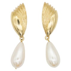 Givenchy Vintage Textured Tear Water Drop White Pearl Fan Elegant Clip Earrings