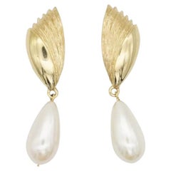 Givenchy Vintage Textured Tear Water Drop White Pearl Fan Elegant Clip Earrings
