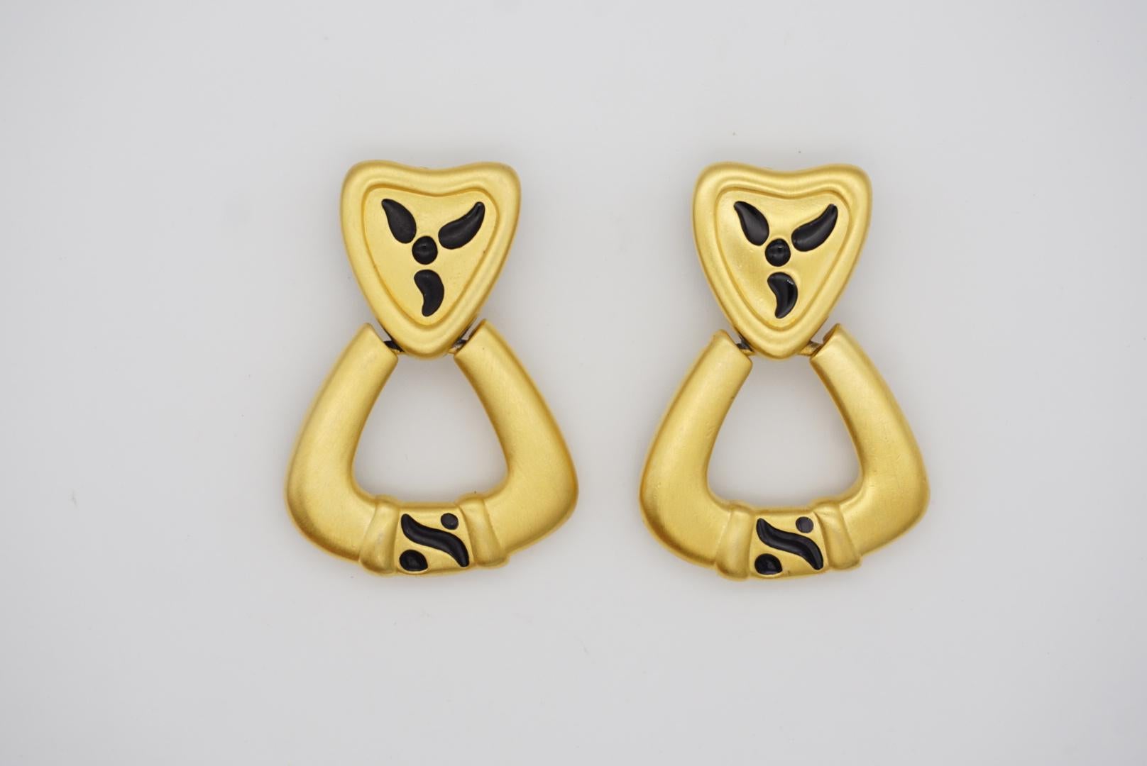 Givenchy Vintage Triangle Heart Love Black Hoop Matte Chunky Hoop Drop Earrings For Sale 2