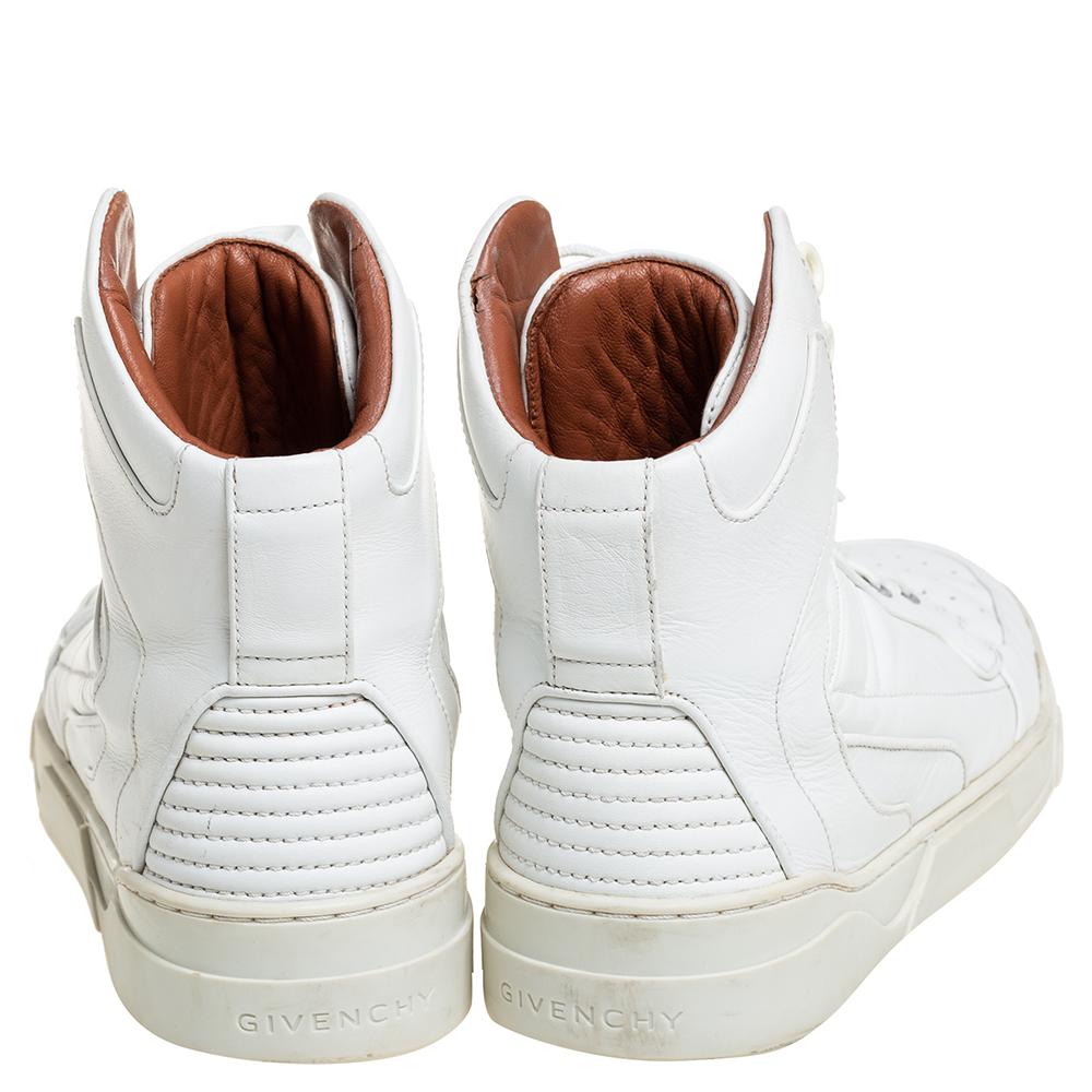 Givenchy White Leather High Top Sneakers Size 39 In Good Condition In Dubai, Al Qouz 2