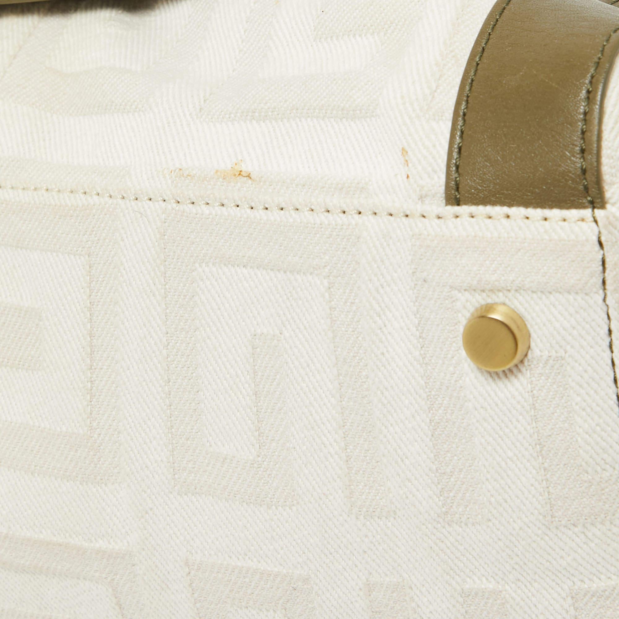 Givenchy Weiße/Olivgrüne Signature-Handtasche aus Stoff und Leder mit Griff oben im Angebot 5