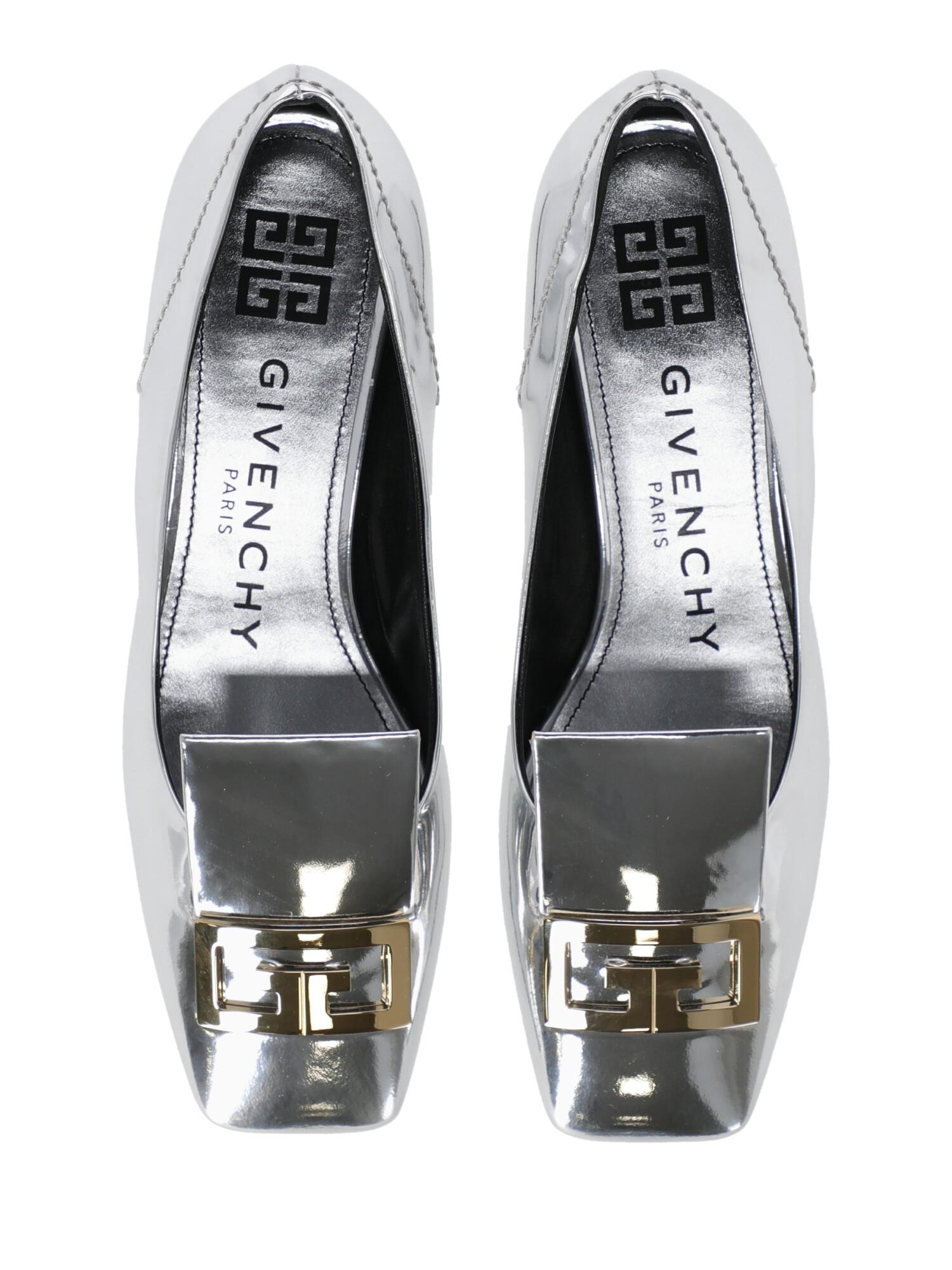 Givenchy Woman Loafers Silver Leather IT 39 For Sale 2