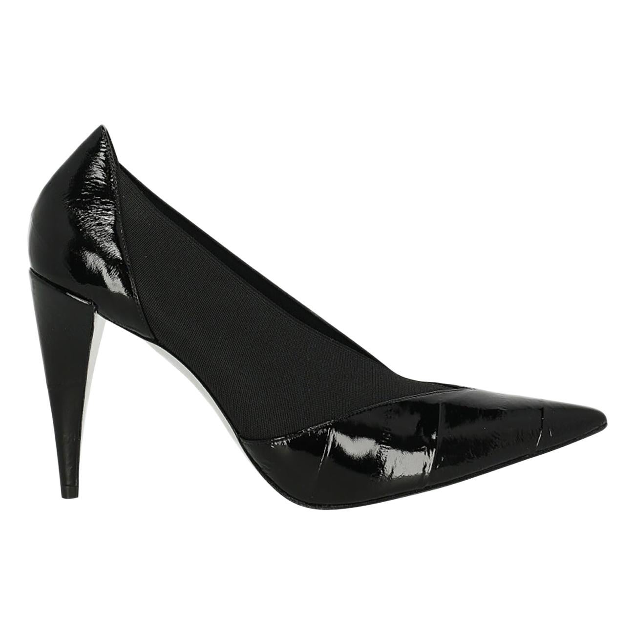 Givenchy Woman Pumps Black Leather IT 38.5 For Sale