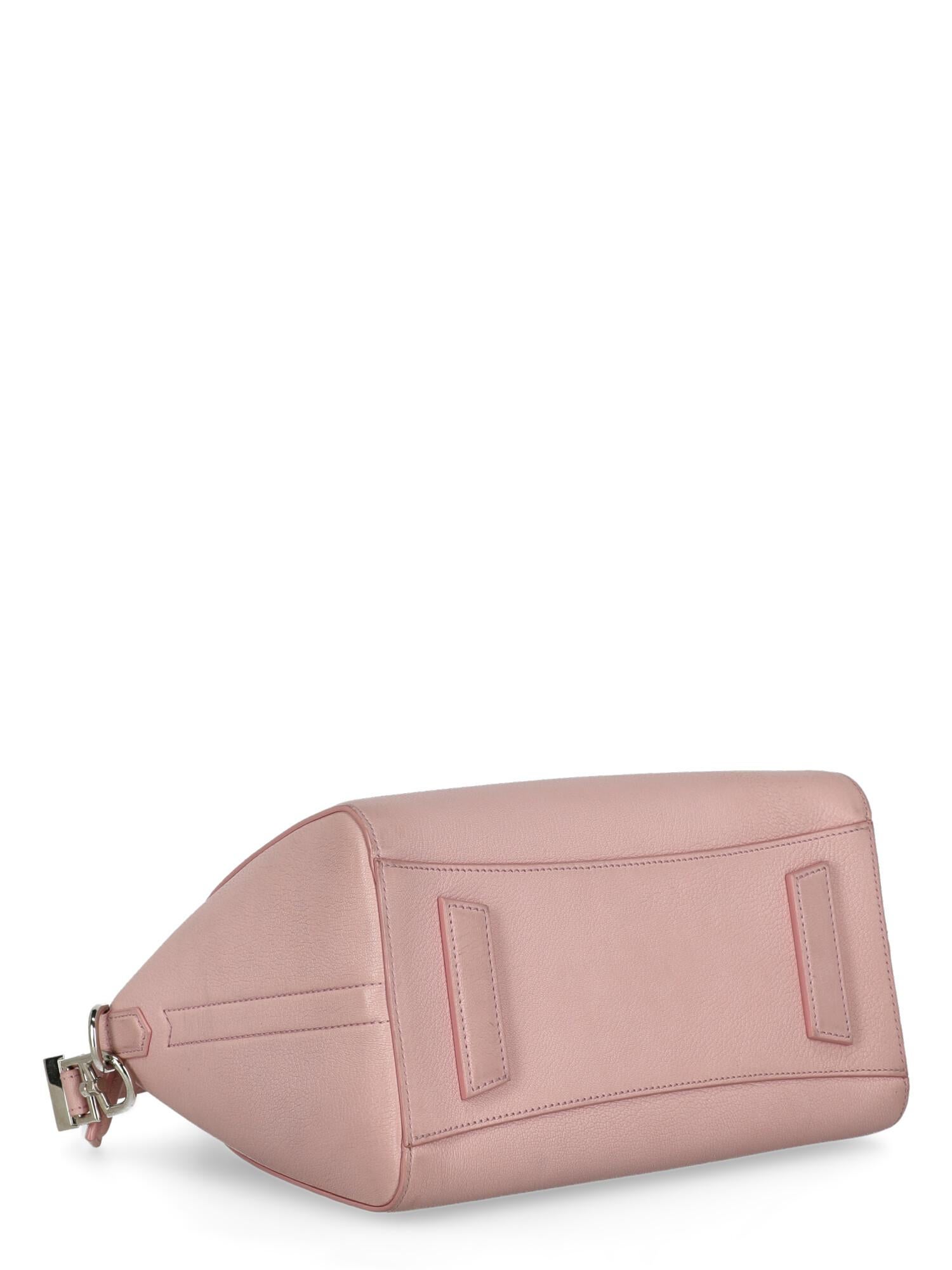 Beige Givenchy  Women   Shoulder bags Antigona Pink Leather  For Sale