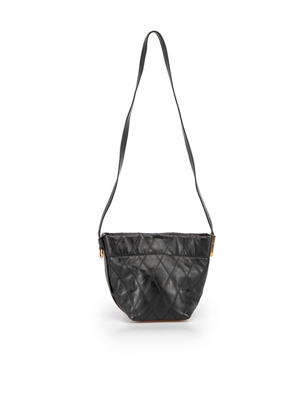 Givenchy Women's Black Leather GV Quilted Bucket Bag In Good Condition For Sale In London, GB