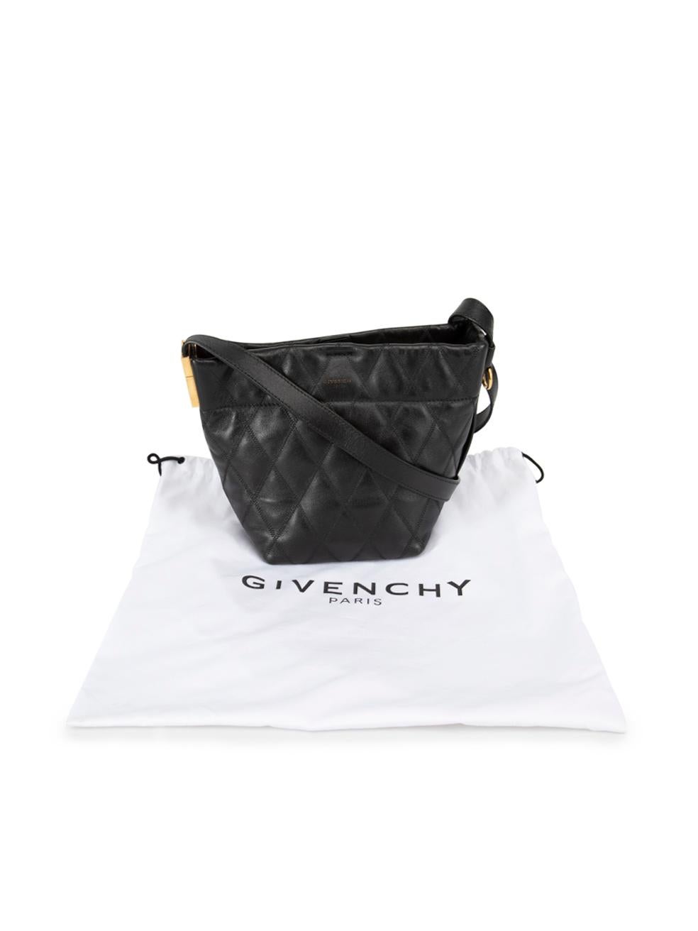 Givenchy Women's Black Leather GV Quilted Bucket Bag For Sale 4