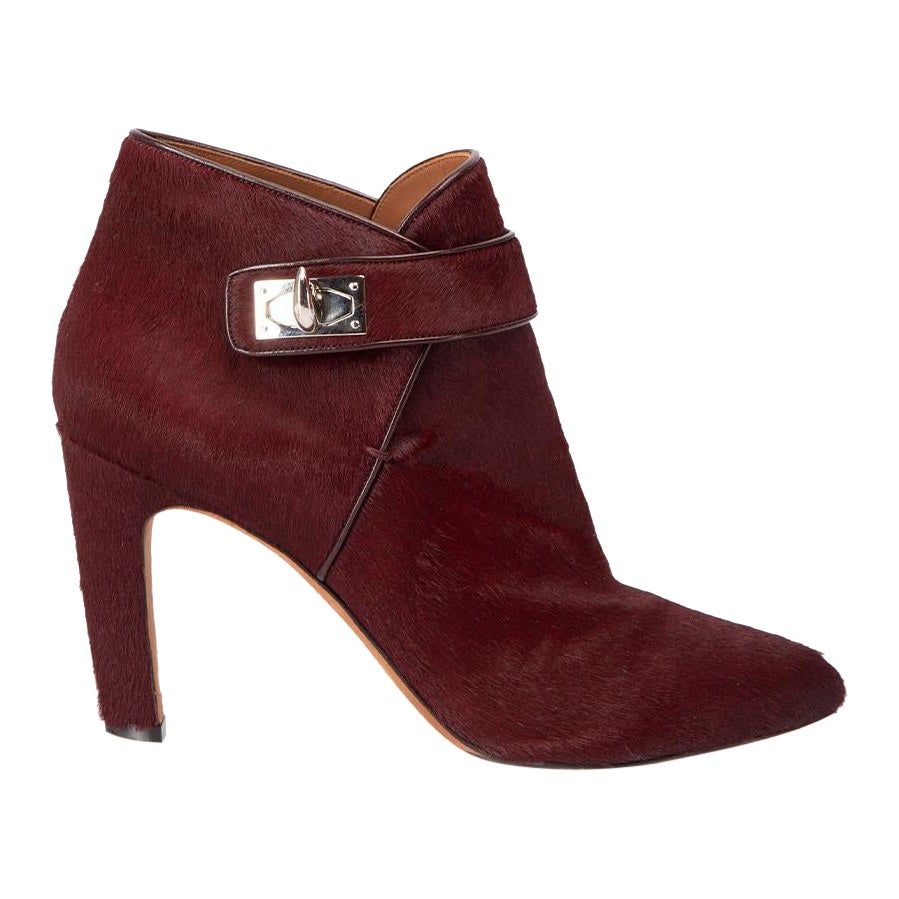 Givenchy Women
s Burgundy Pony Hair Shark Tooth Ankle Boots