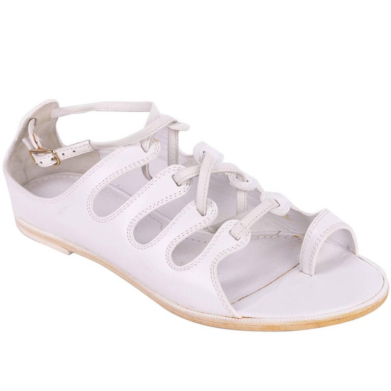 Givenchy Womens White Leather Lace Up Toe Ring Sandals For Sale at 1stDibs