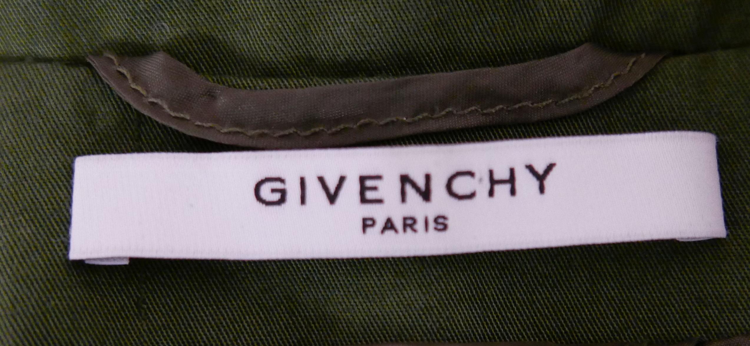 Givenchy x Tisci Resort 2012 Imperméable hybride Anorak en vente 2