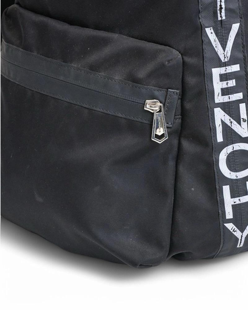Givenchy Triangle Zipy Nylon Rucksack Schwarz 8