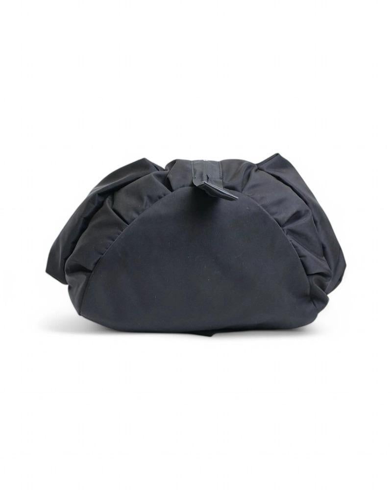 Givenchy Triangle Zipy Nylon Rucksack Schwarz 2