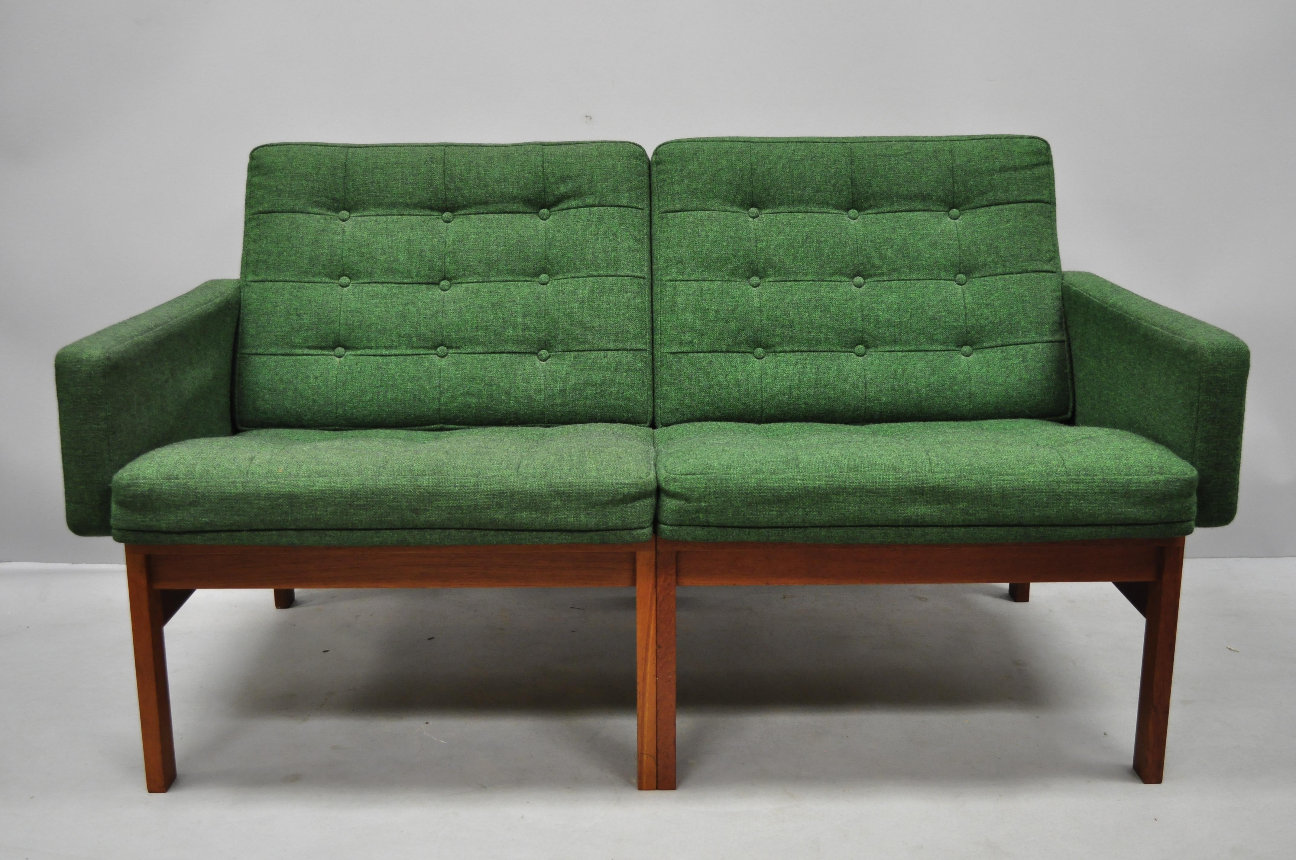 Gjerlov Knudsen & Torben Lind for France & Son green teak Moduline loveseat sofa. Item features original green button tufted upholstery, exposed joinery, solid wood construction, beautiful wood grain, original label, clean modernist lines, circa